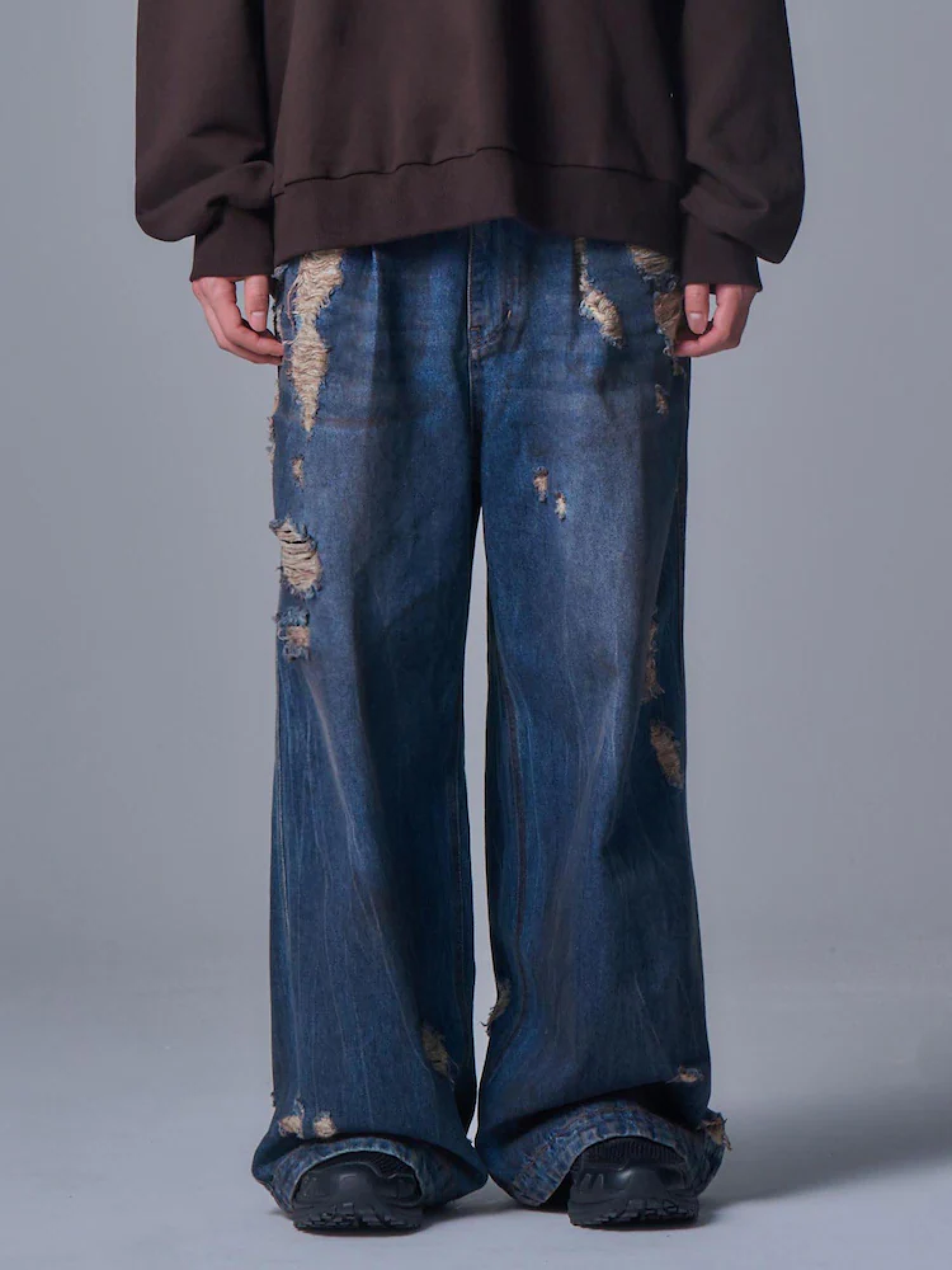 Джинсы JUUN.J Oil-Washed Distressed Denim Blue