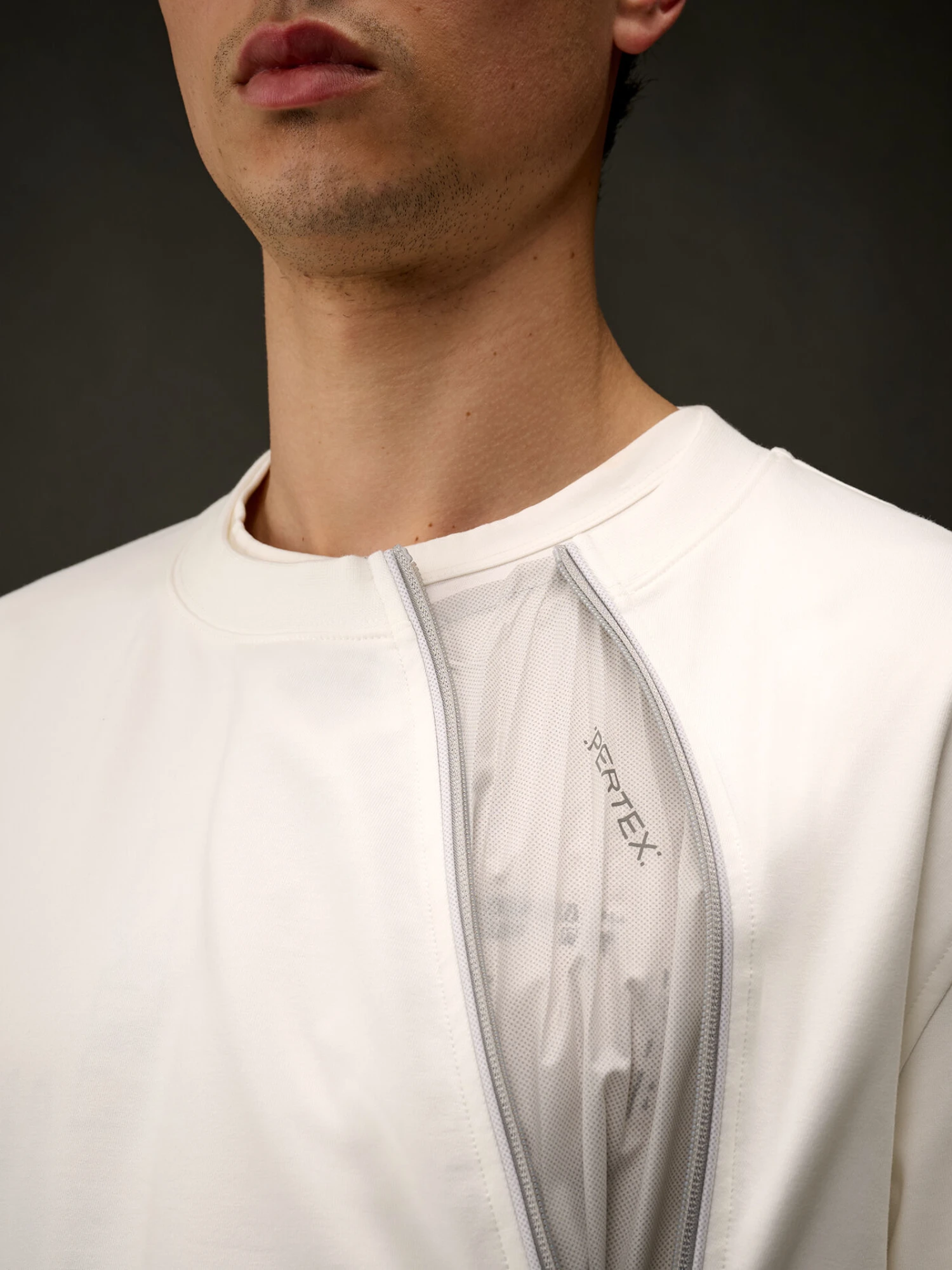 Свитшот C.P. Company The Metropolis Series Stretch Fleece Gauze White