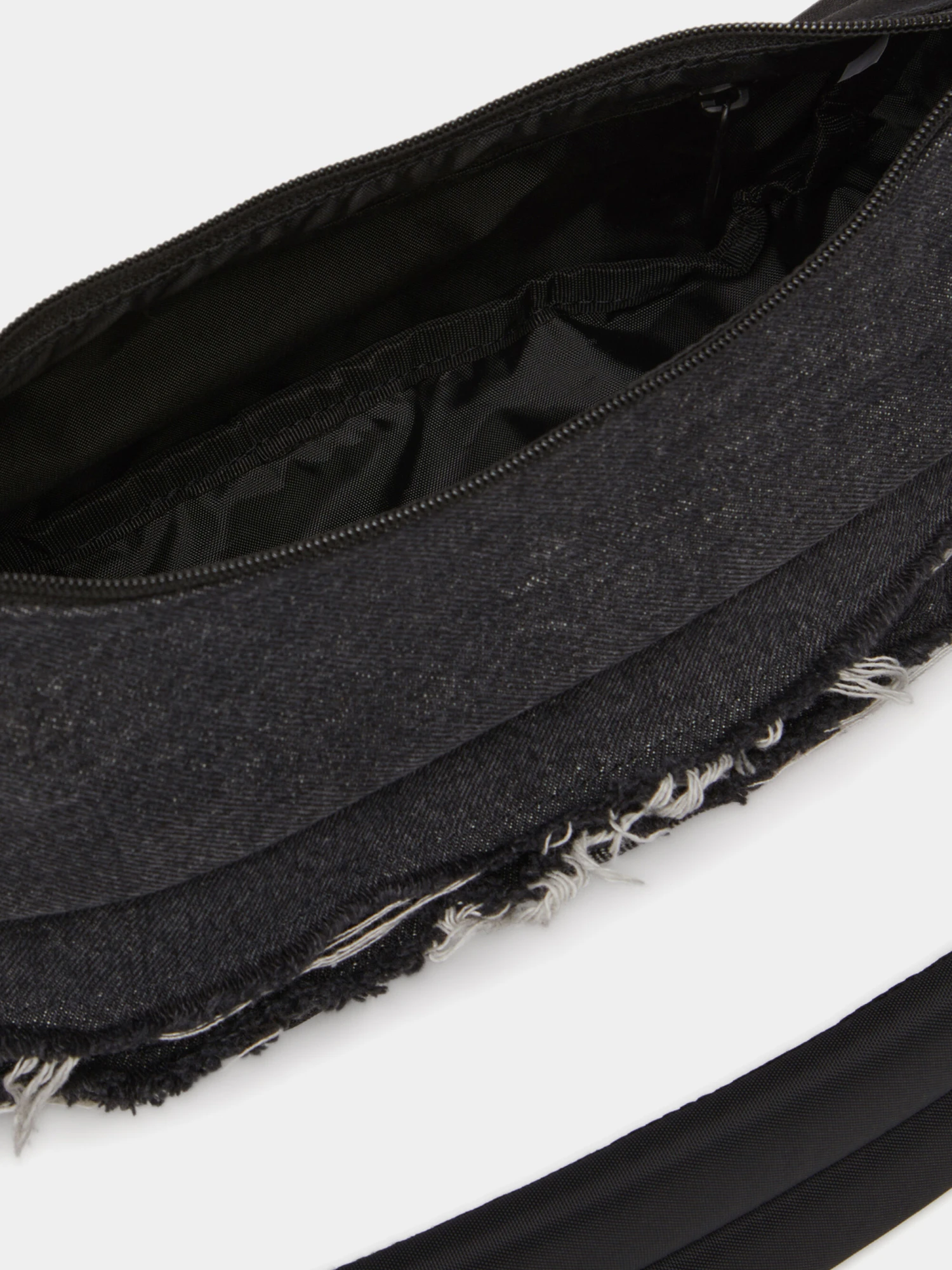 Сумка Diesel Destroyed Denim Cordura® Black