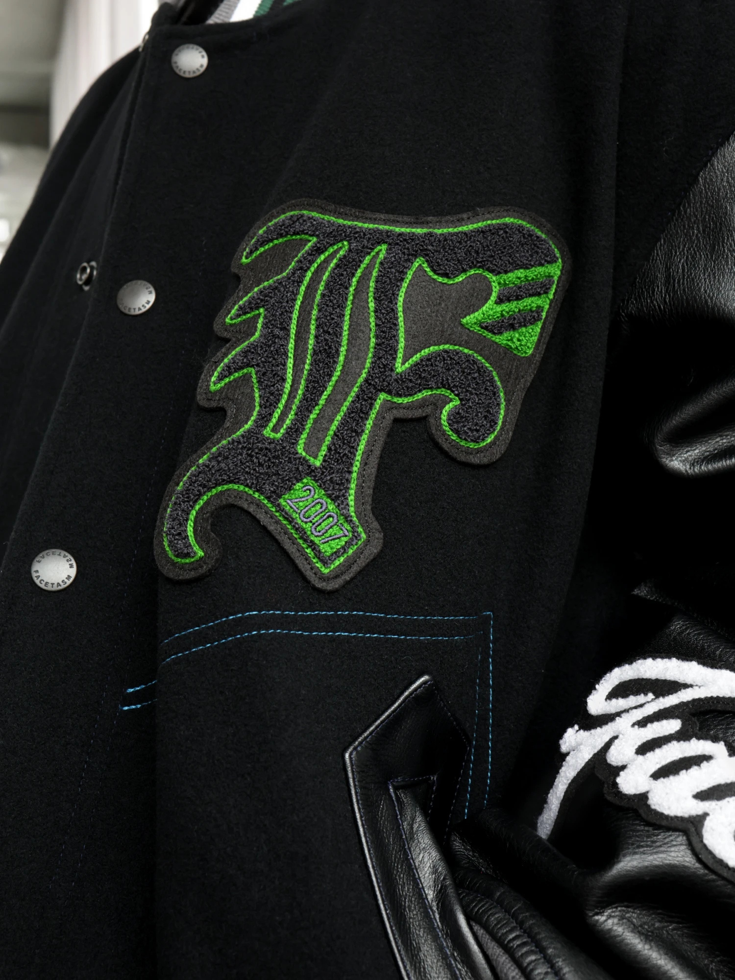 Бомбер FACETASM Patched Stadium Black