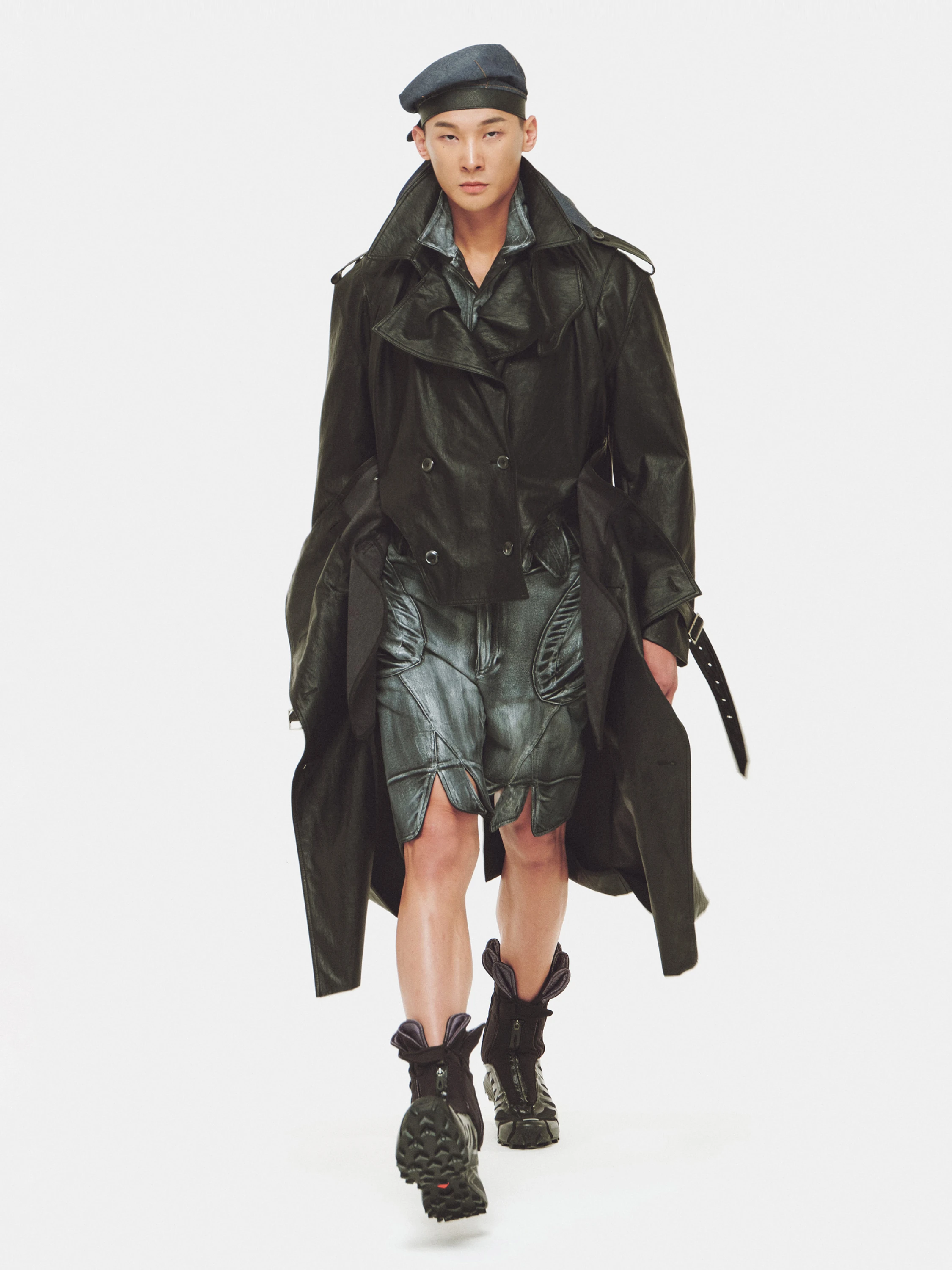 Тренч JUNTAE KIM Corset Trench Coat Black