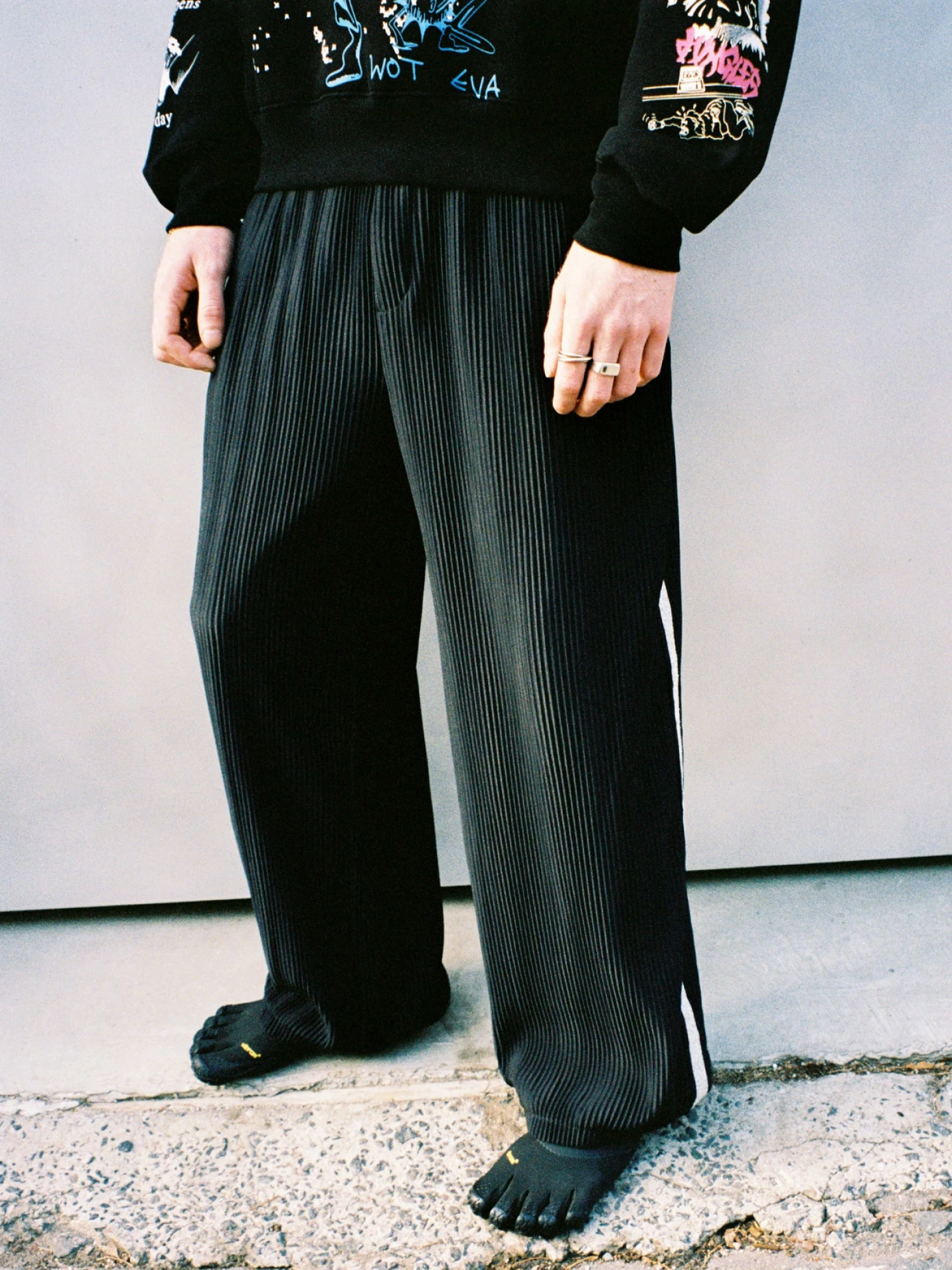 Брюки Jungles Jungles Pleats Pant Black