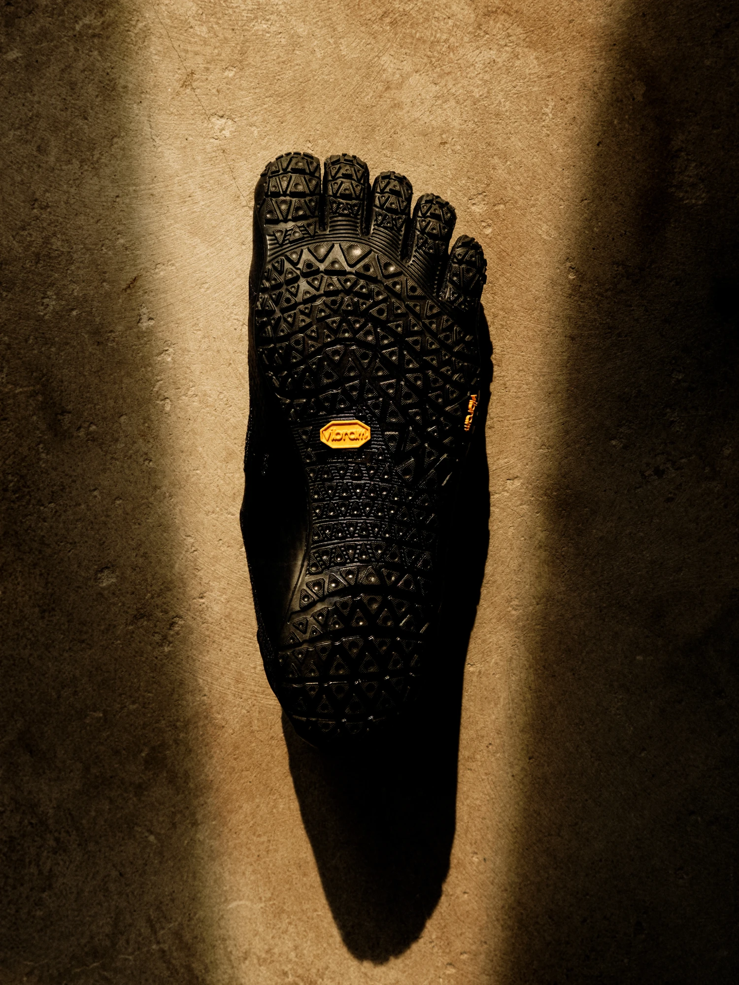 Кроссовки SUICOKE VIBRAM 5FINGERS Humamphibiab Black