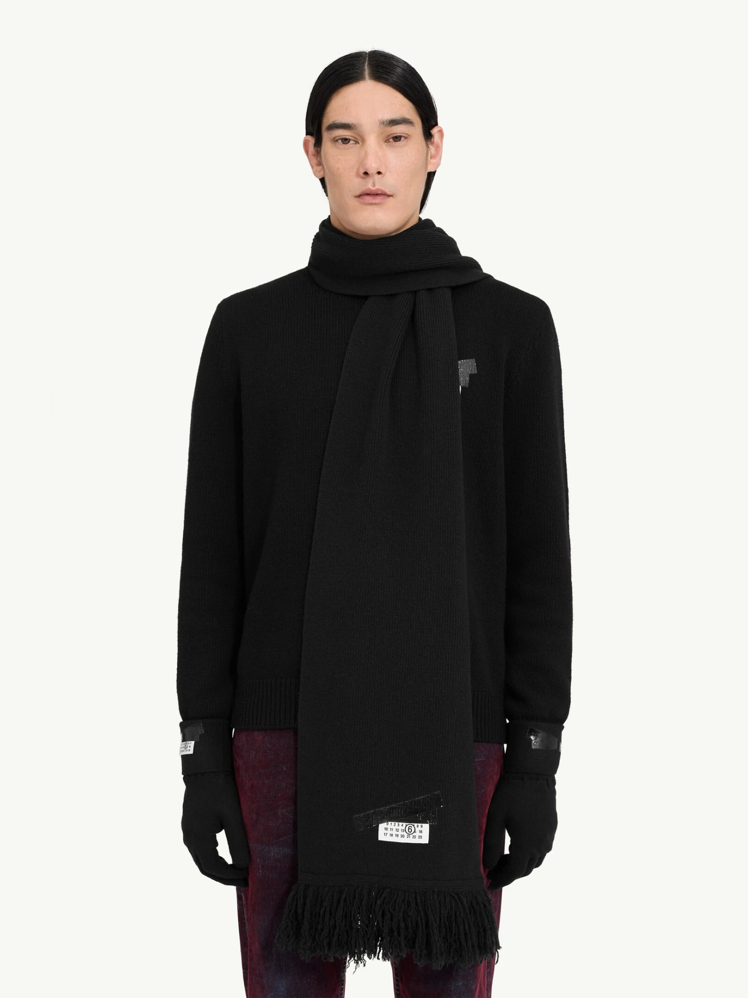 Шарф MM6 Maison Margiela Numeric Patch Black