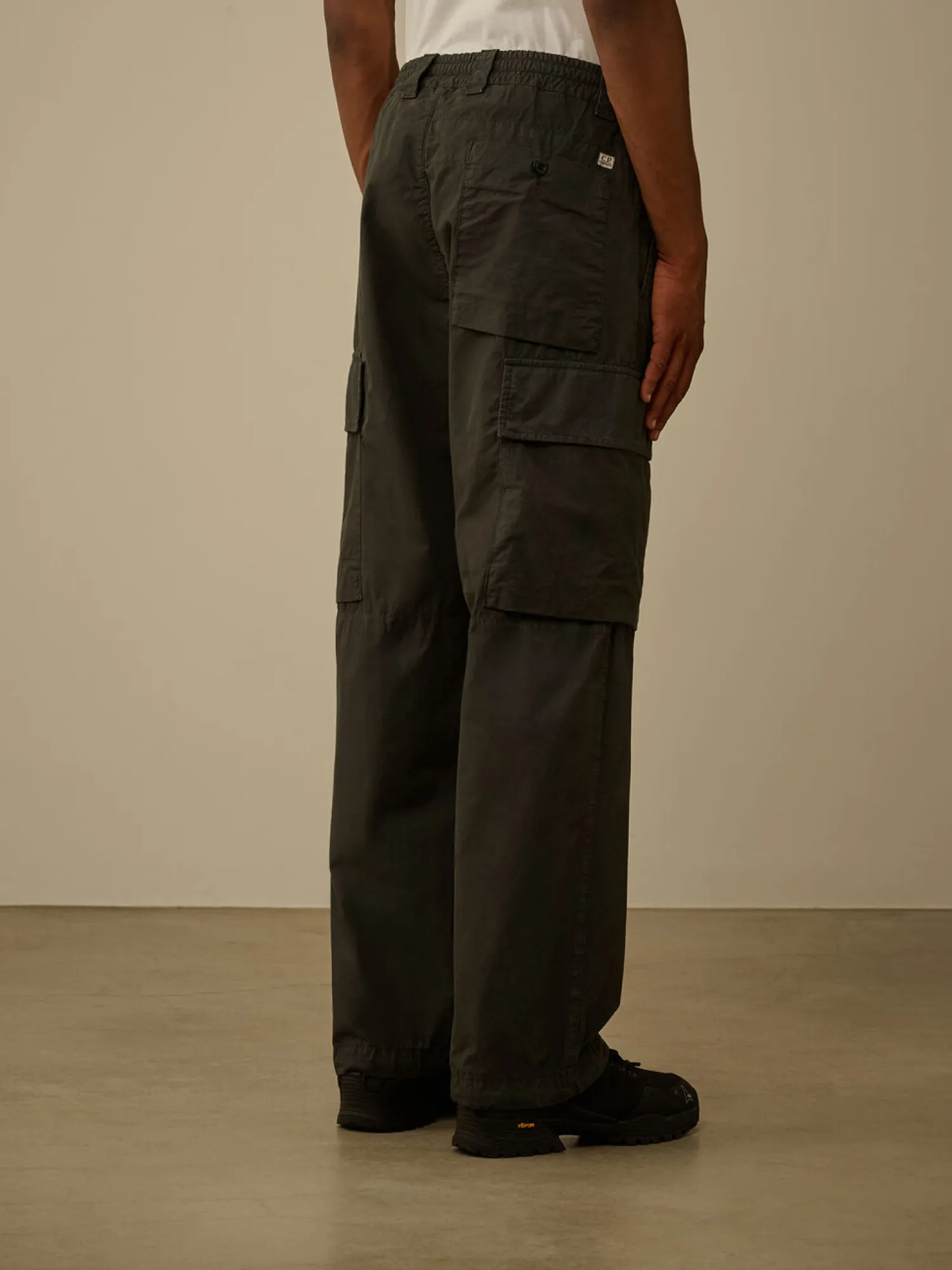 Брюки C.P. Company Microreps Boxy Cargo Dark Shadow