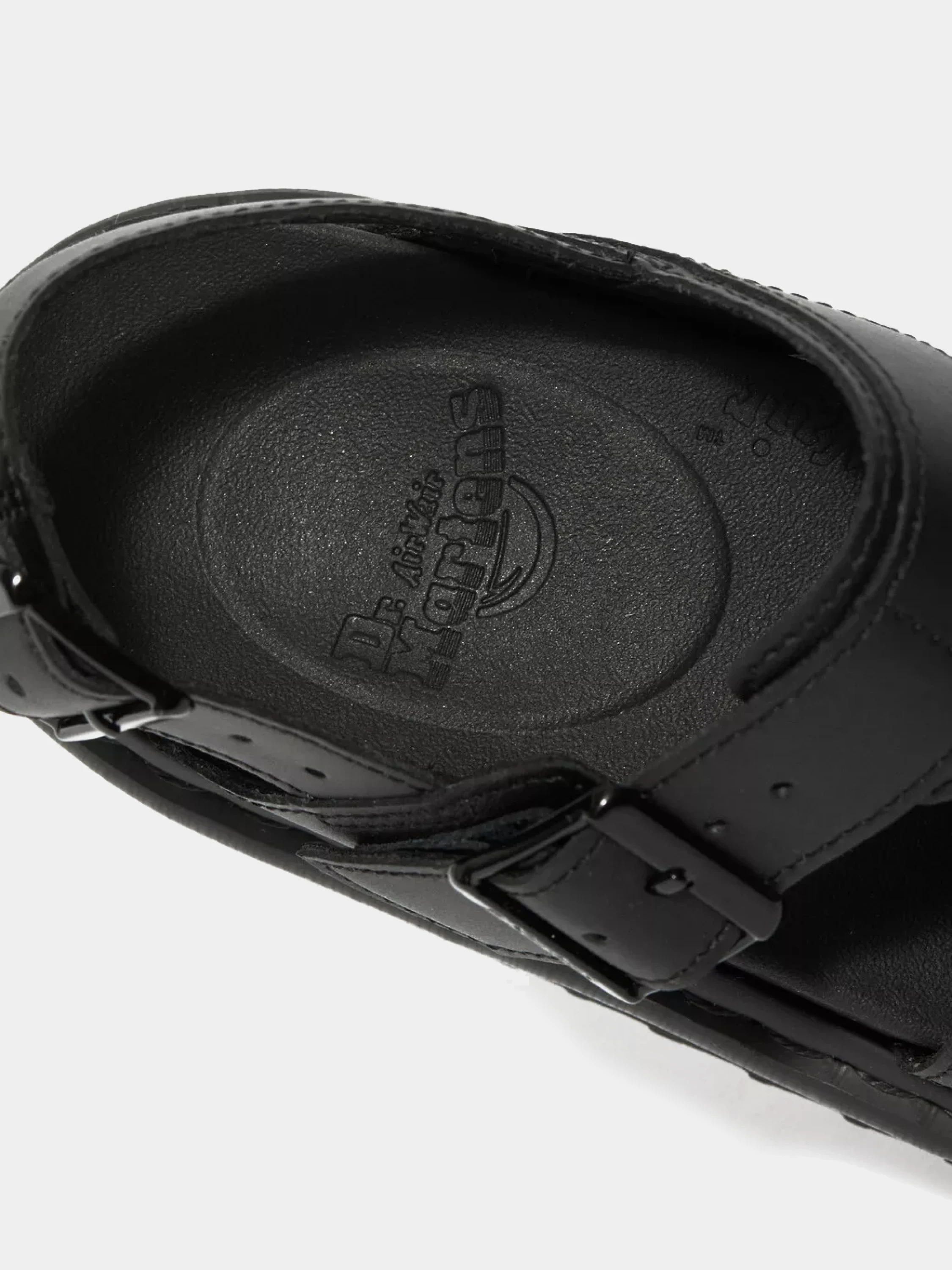 Сандалии Dr. Martens Voss Hydro Leather Black
