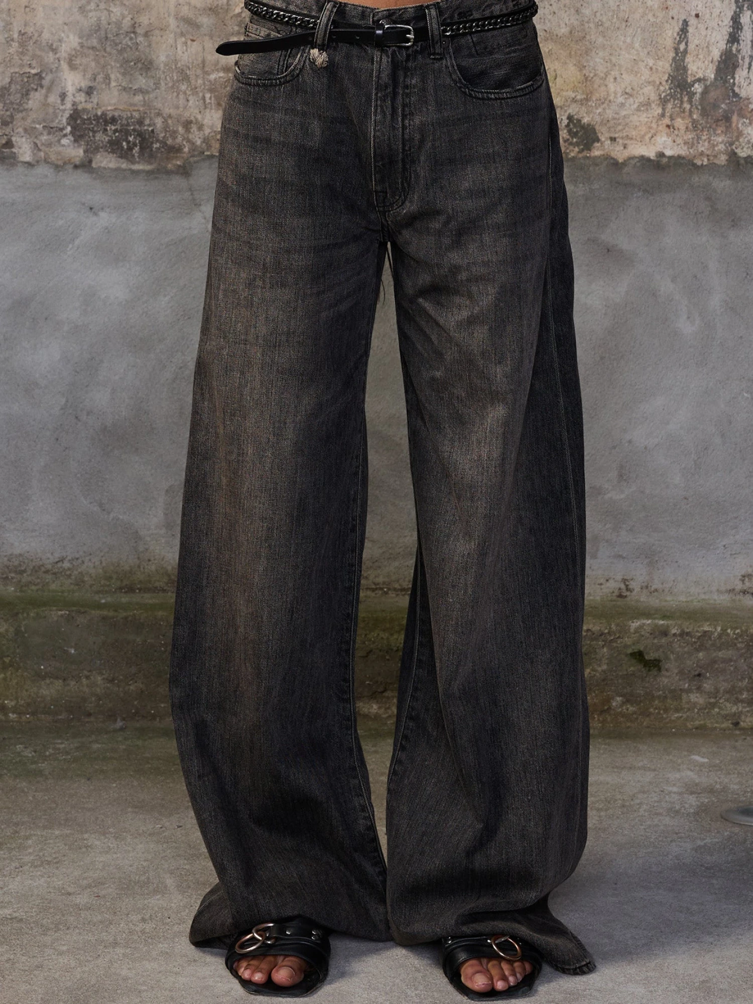 Женские джинсы R13 D'arcy Flare Ellery Black