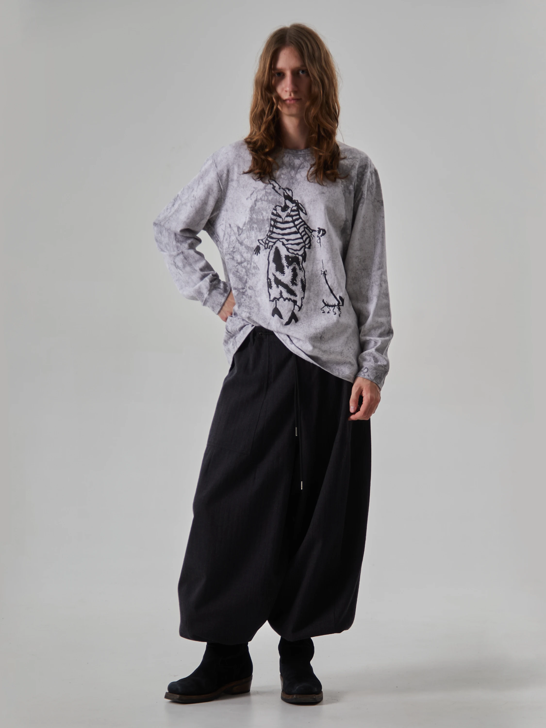 Лонгслив Siniy Vsadnik Woman With A Dog L/s Tee Sculpture White