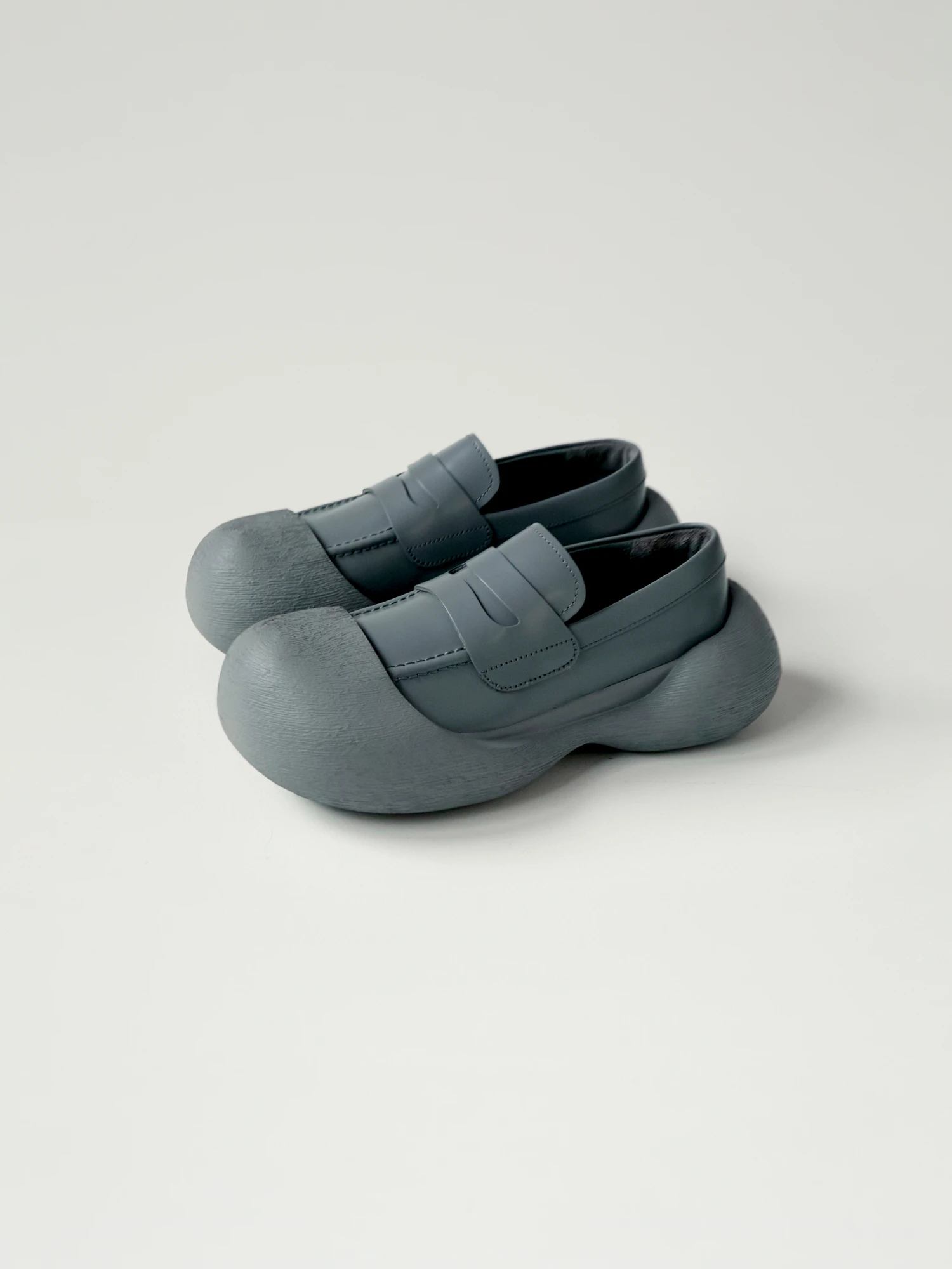 Лоферы CAMPERLAB Caramba Leather Gray