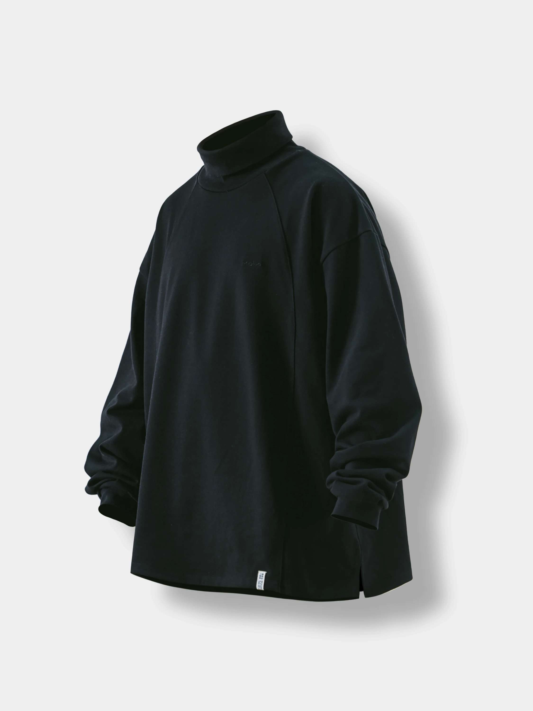Лонгслив ANGLAN Oval Incision Turtle Neck Longsleeve Black