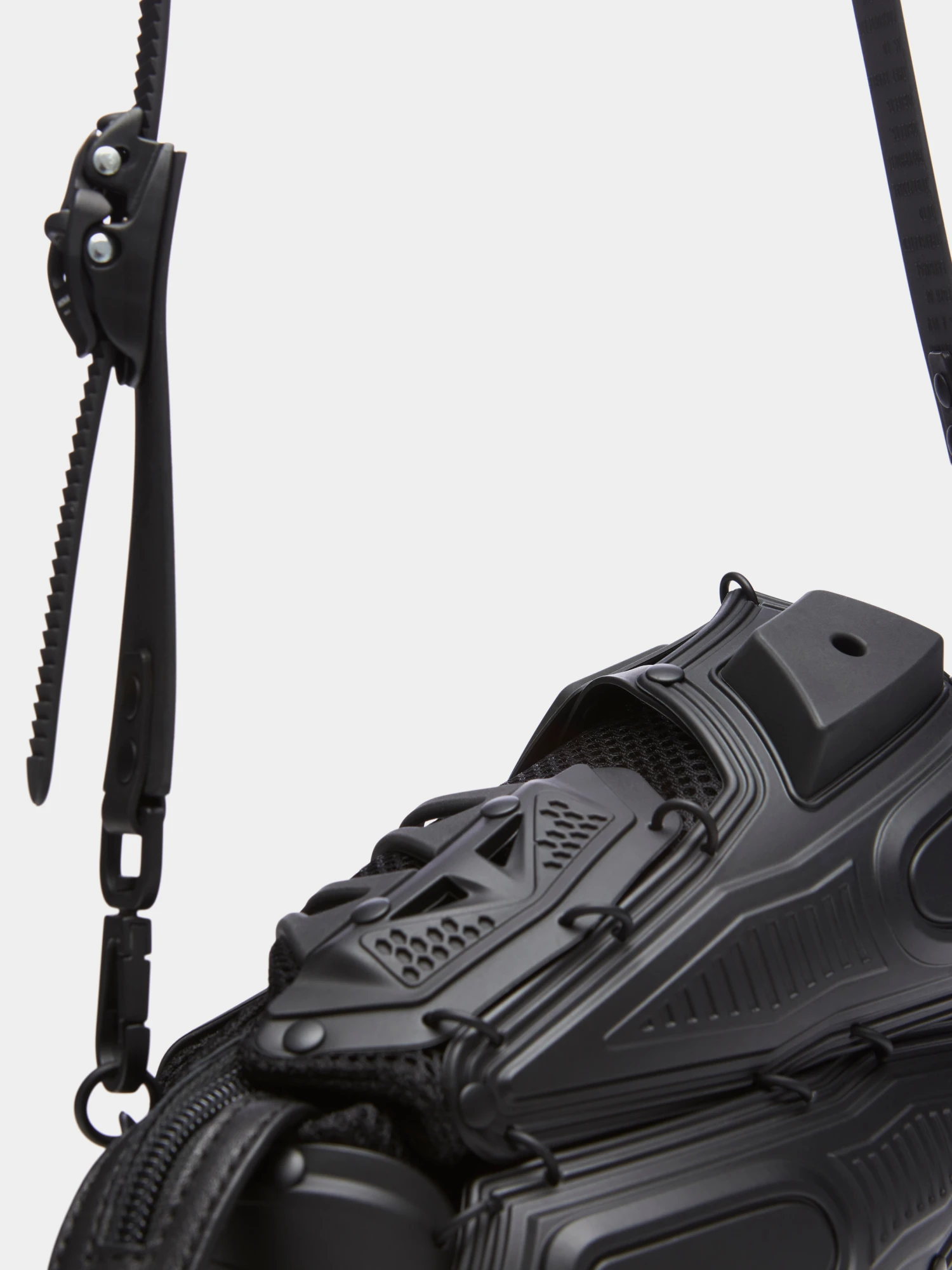 Сумка INNERRAUM Object I02 Clutch / Crossbody Matt Black