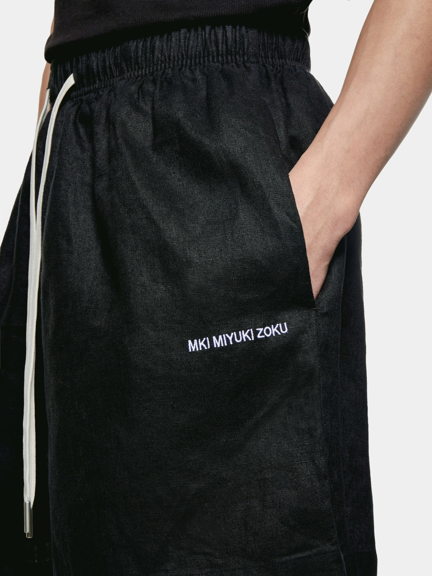 Шорты MKI MIYUKI ZOKU Linen Shorts Black