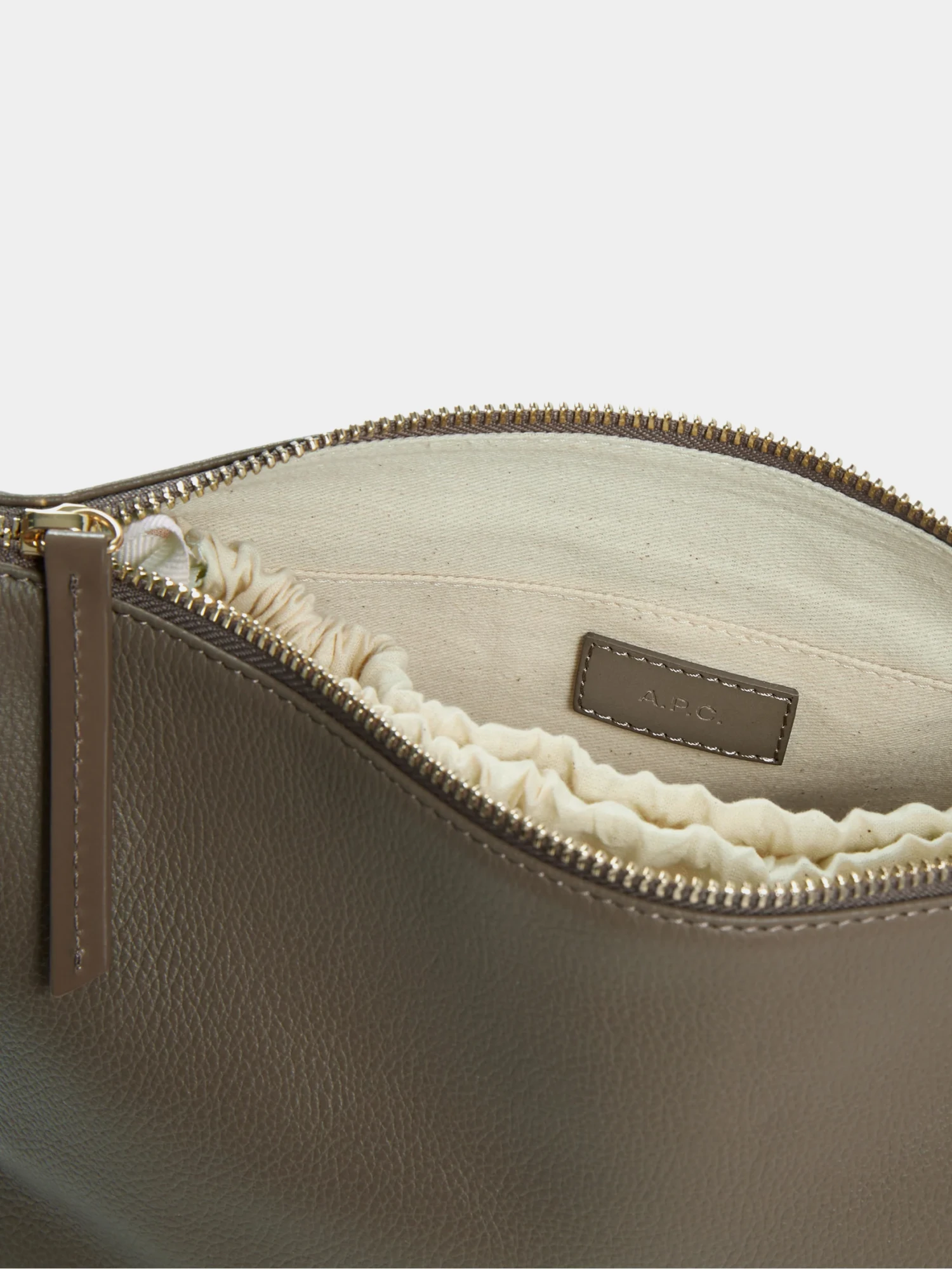 Сумка A.P.C. Vera Shoulder Grained Leather Dark Taupe