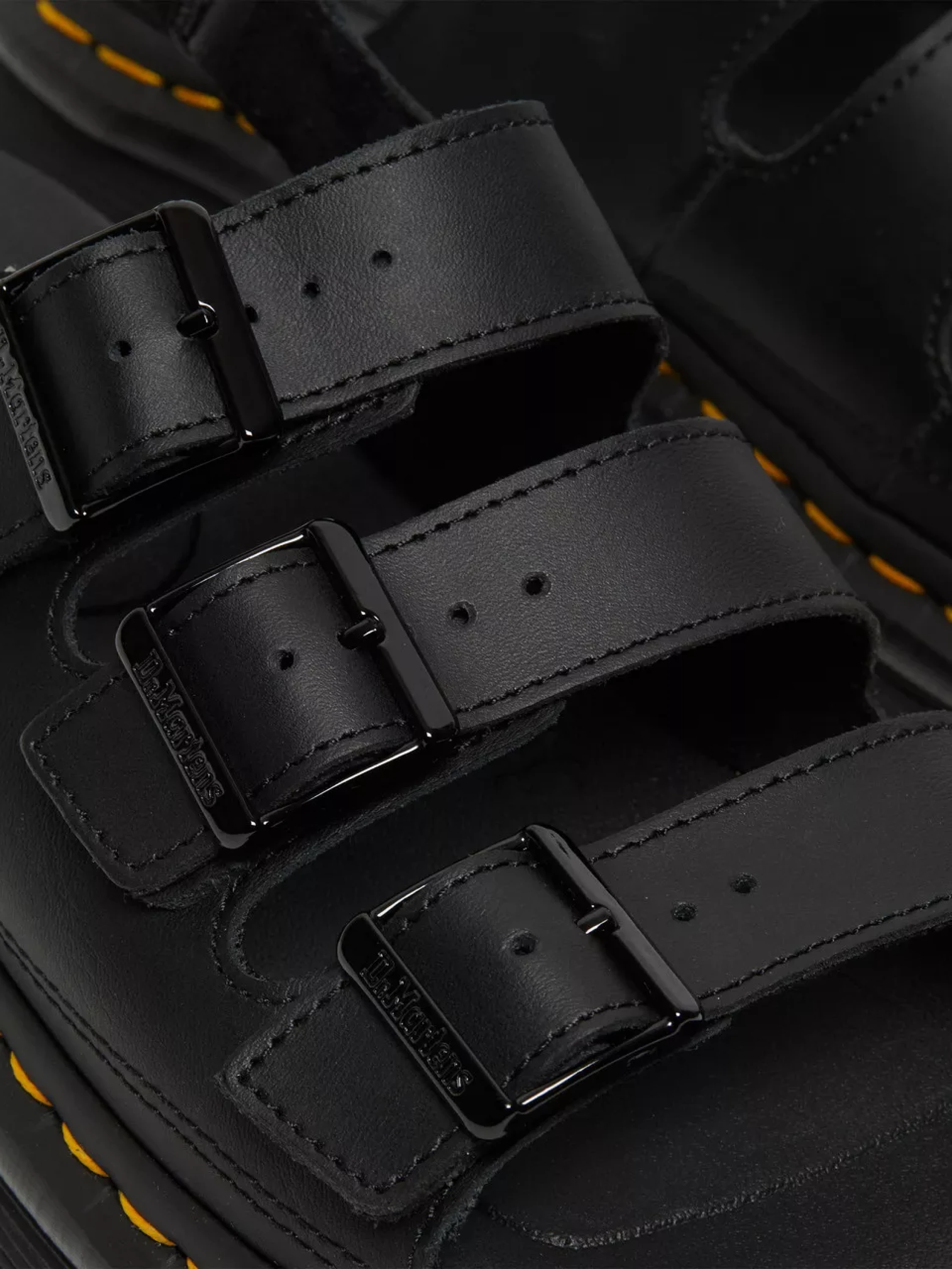 Сандалии Dr. Martens Soloman Hydro Leather Black