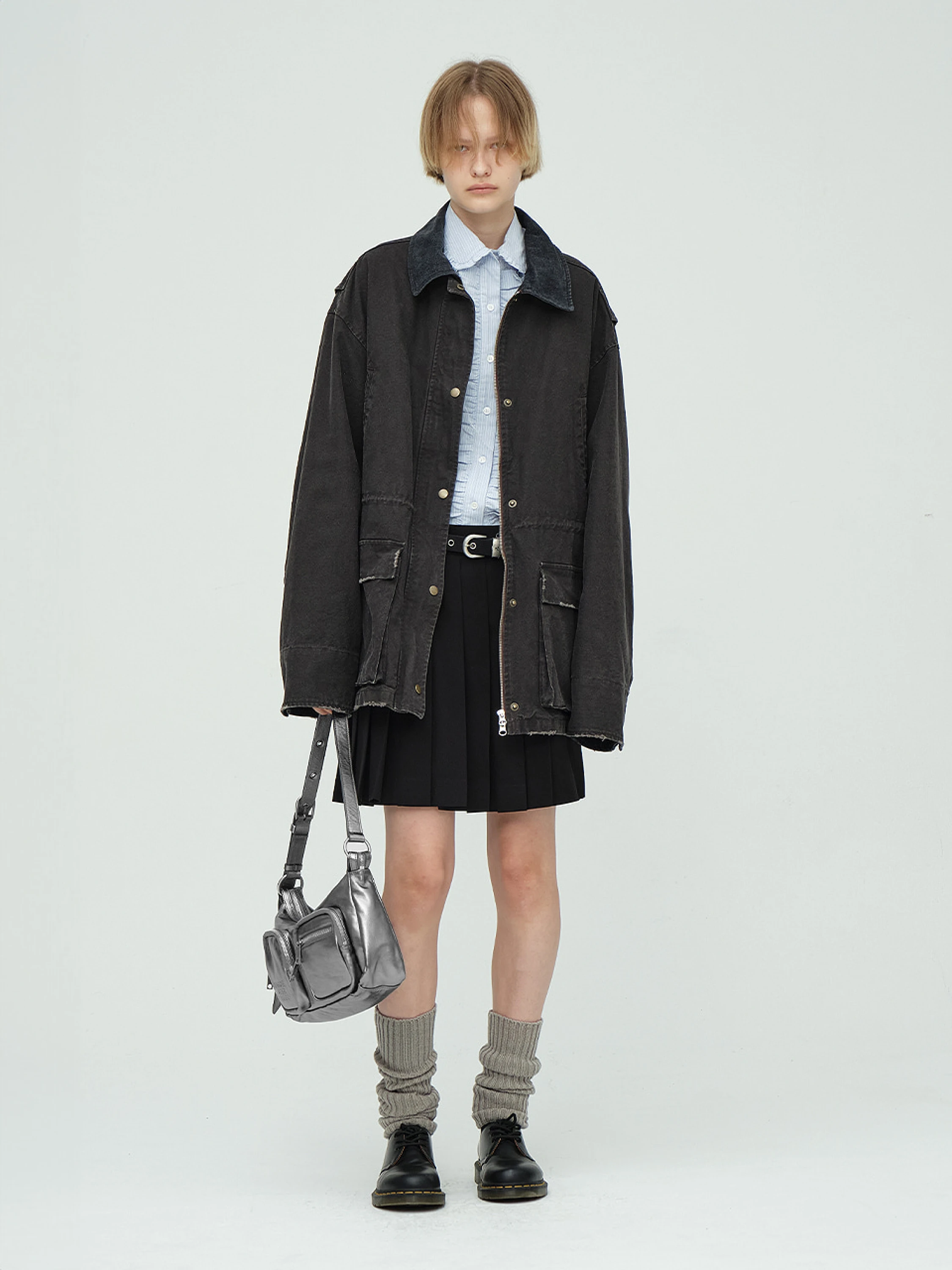 Сумка MARGESHERWOOD Outpocket Hobo Metallic Grey