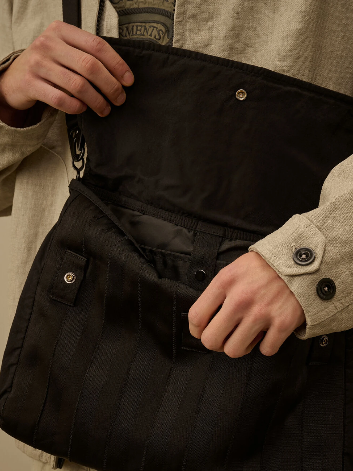 Сумка C.P. Company Plain Paper Touch Black