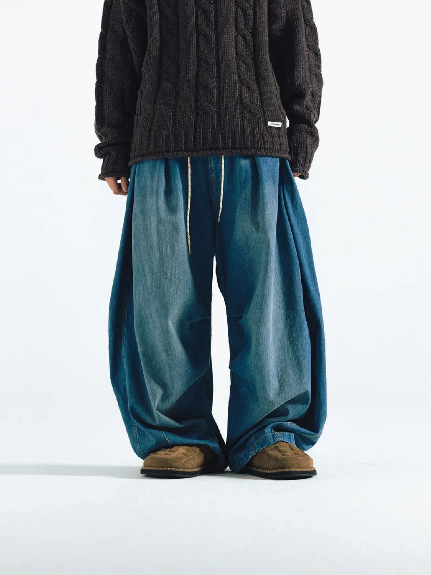 Джинсы ANGLAN Lap Pleated Washed Denim Washed Blue