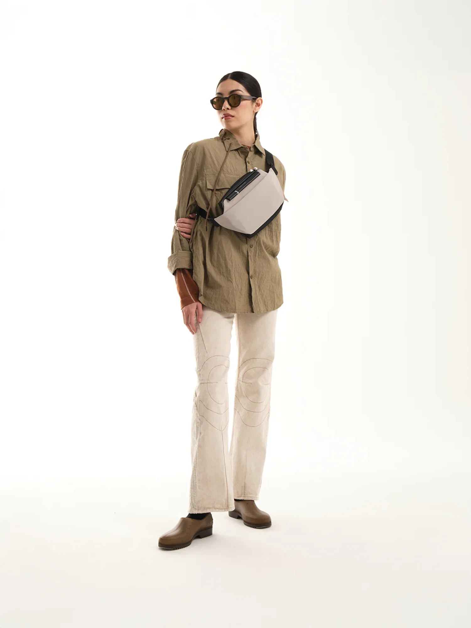 Сумка COTE&CIEL Isarau S Smooth Light Grey