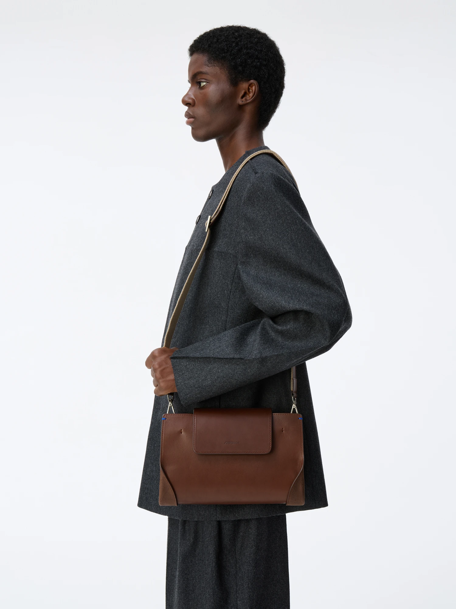Сумка ADERERROR Folin Cross Bag Product. 104 Brown