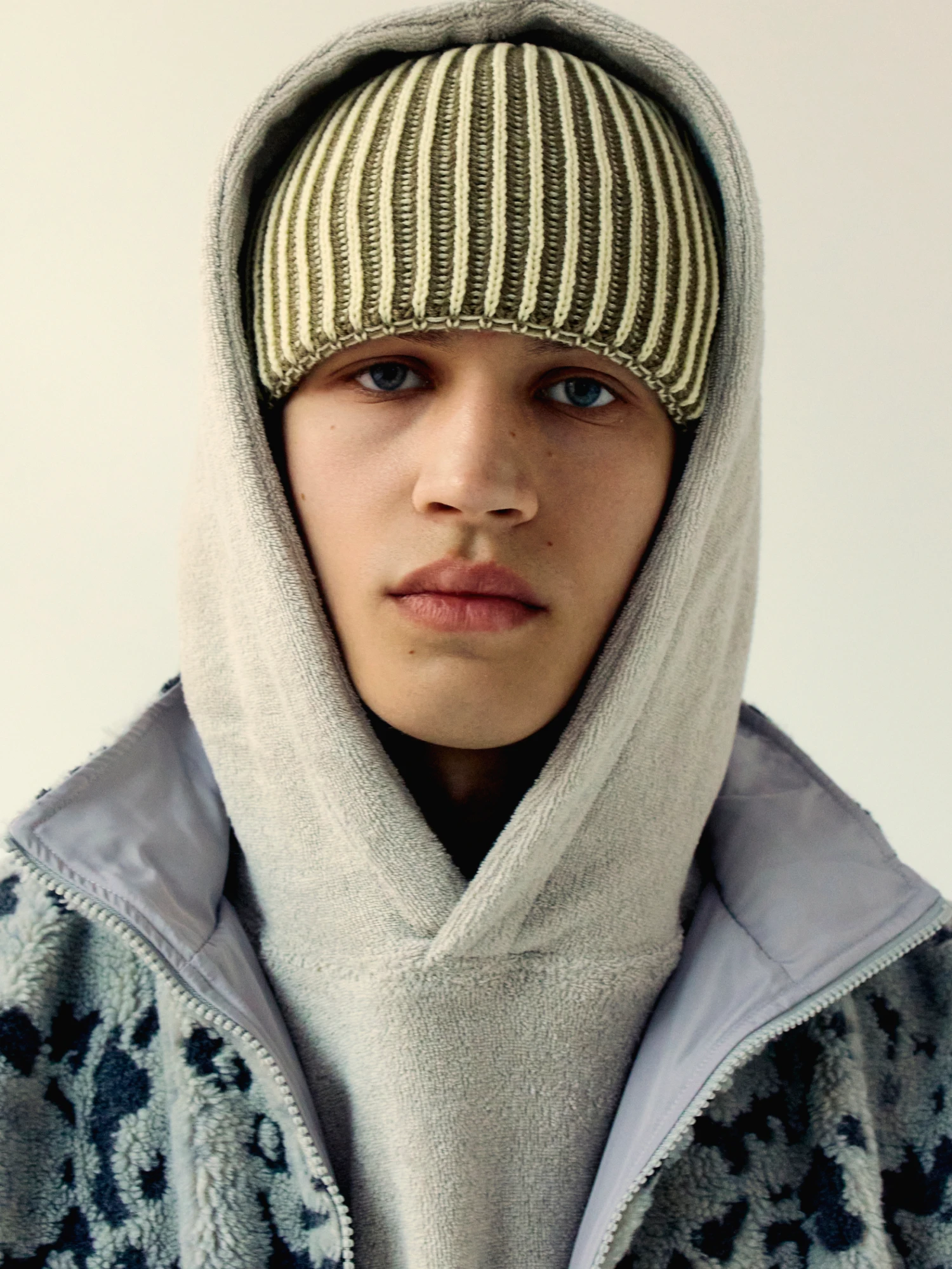 Худи YESEYESEE Y.E.S Terry Hoodie Ecru