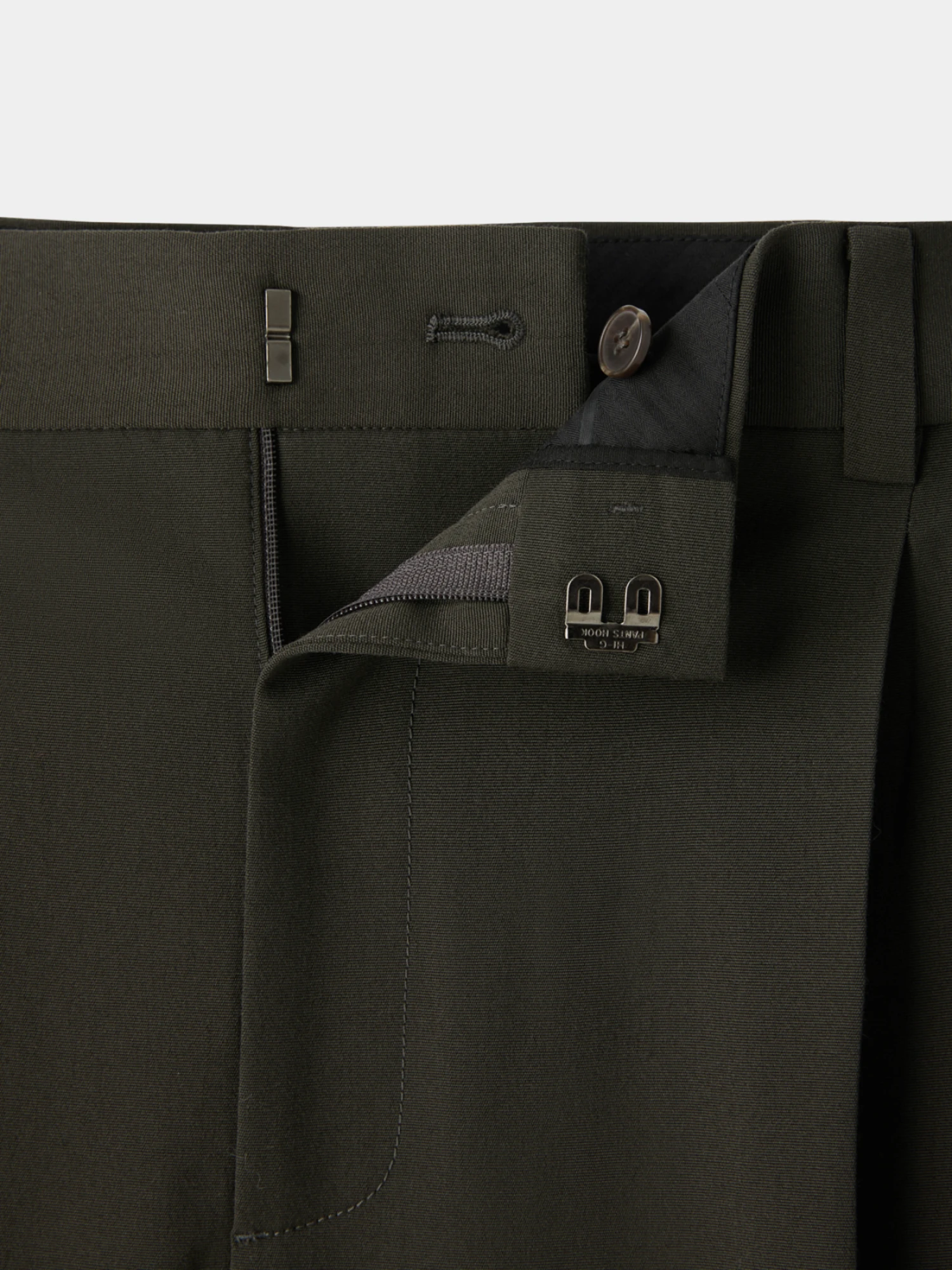 Брюки Recto Styrene Tuck Charcoal Grey