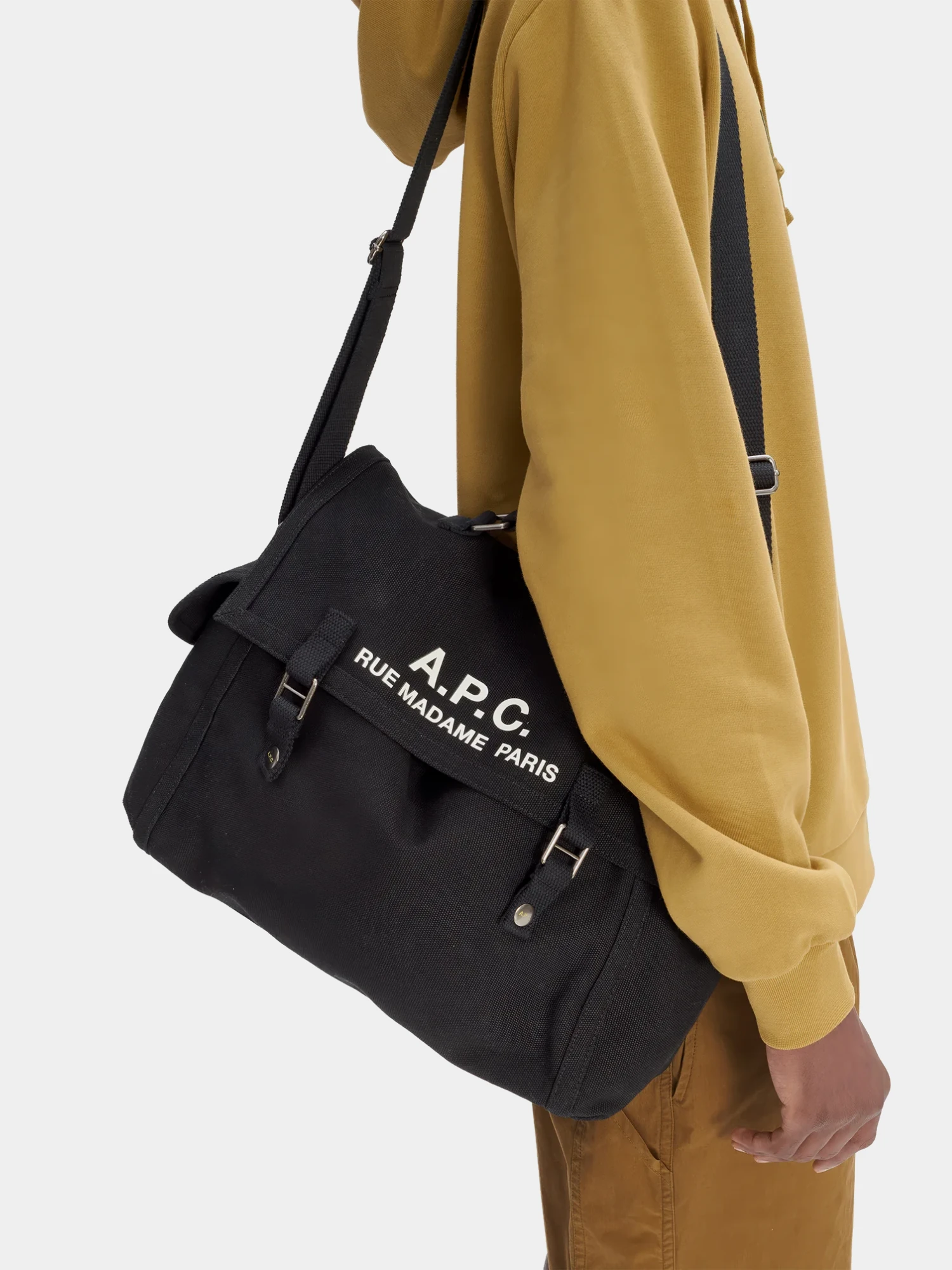 Сумка A.P.C. Besace Recuperation Noir