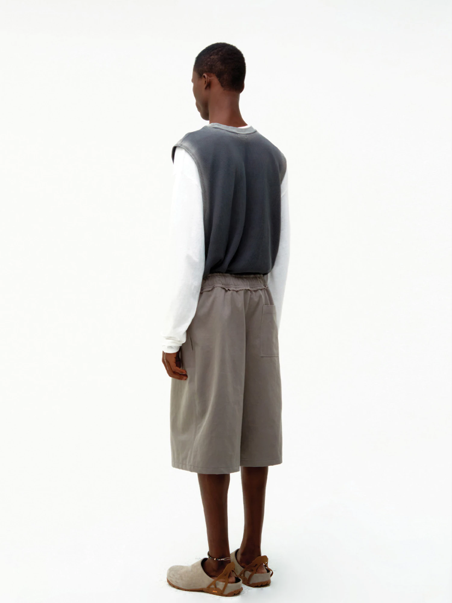 Шорты COOR Raw Cut Easy Bermuda Gray