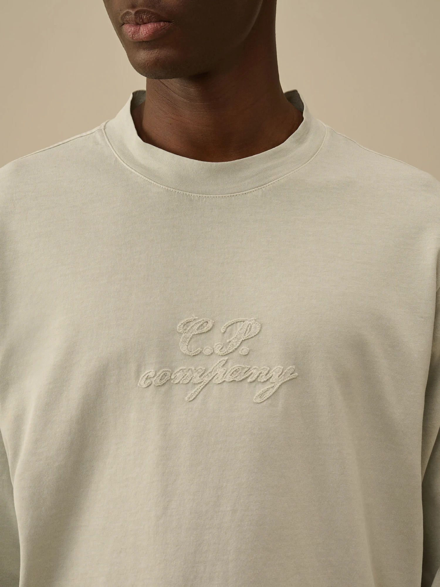 Лонгслив C.P. Company 20/1 Jersey Boxy Logo Blue Fox Grey