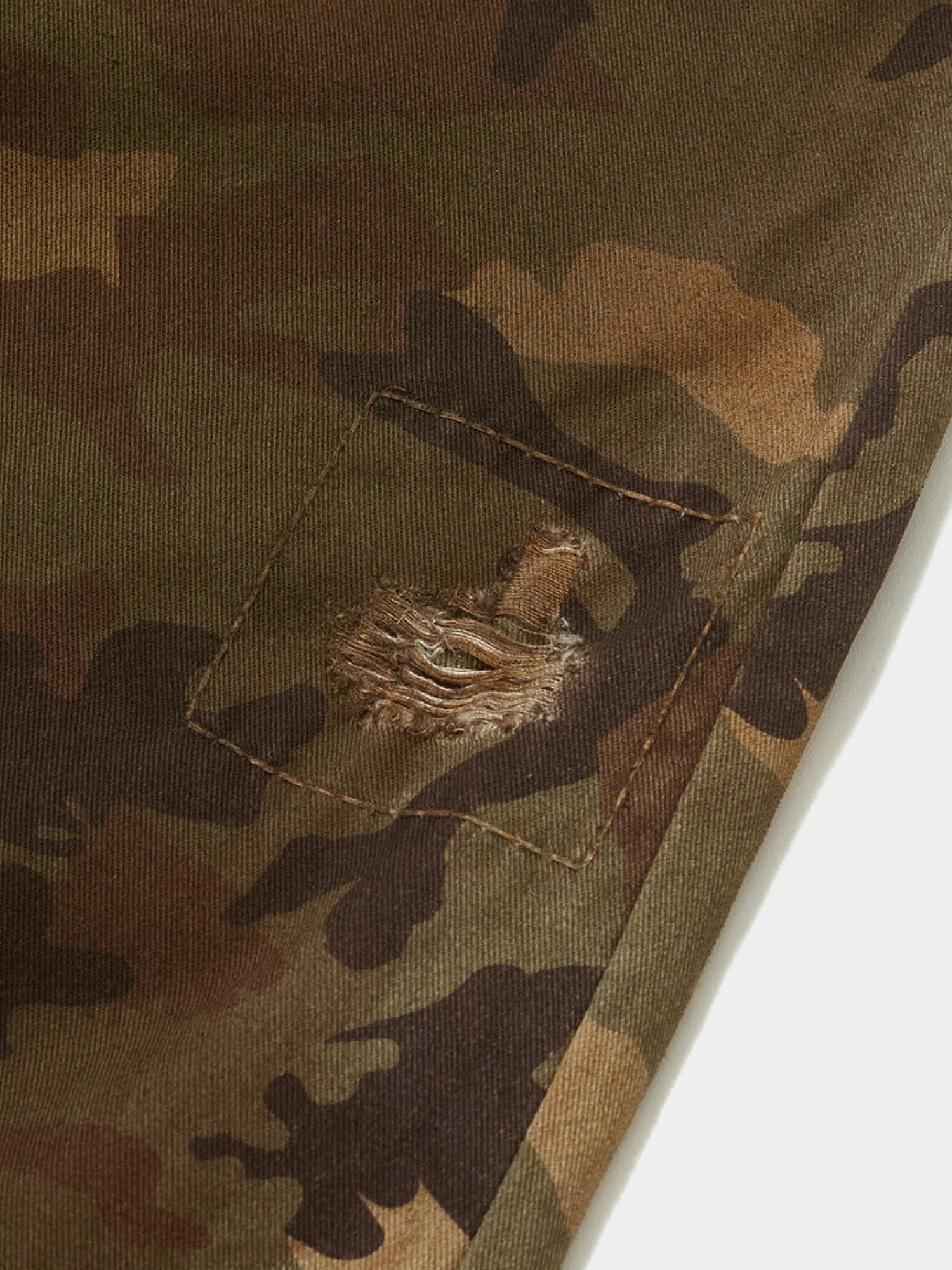 Джинсы PIET Distressed Camo Oversized