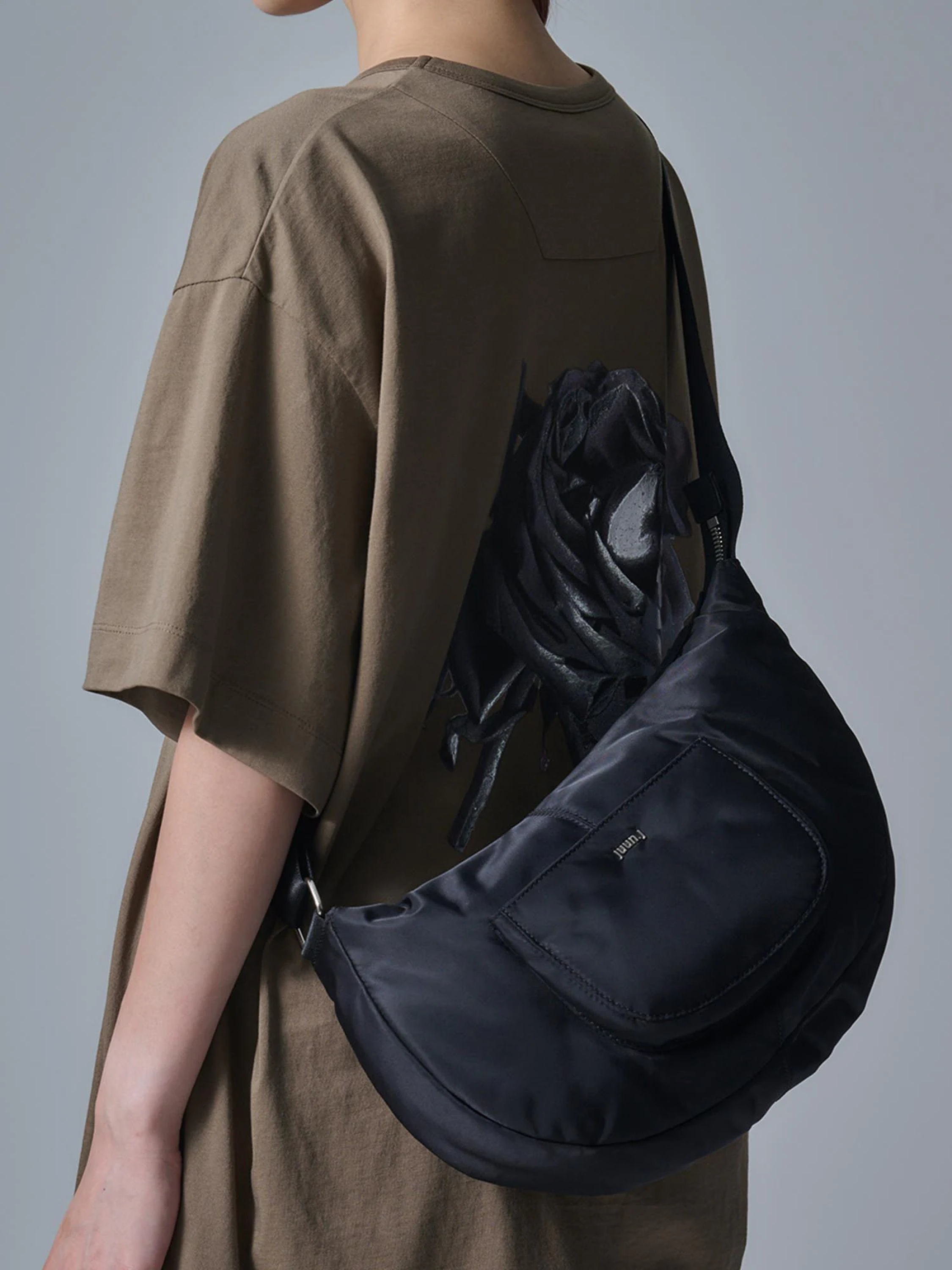 Сумка JUUN.J Nylon Cross Body Bag Black