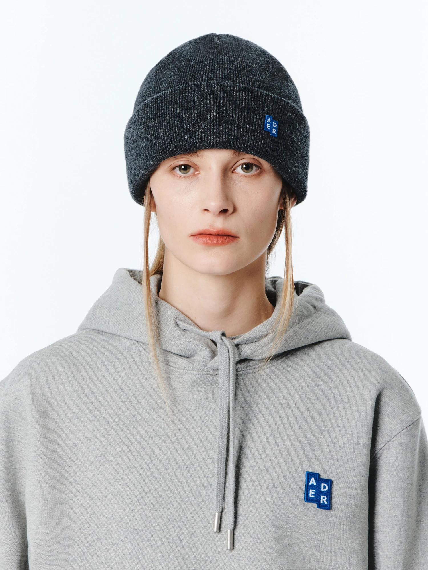 Шапка ADERERROR Sig BL Tag Beanie 02 Charcoal