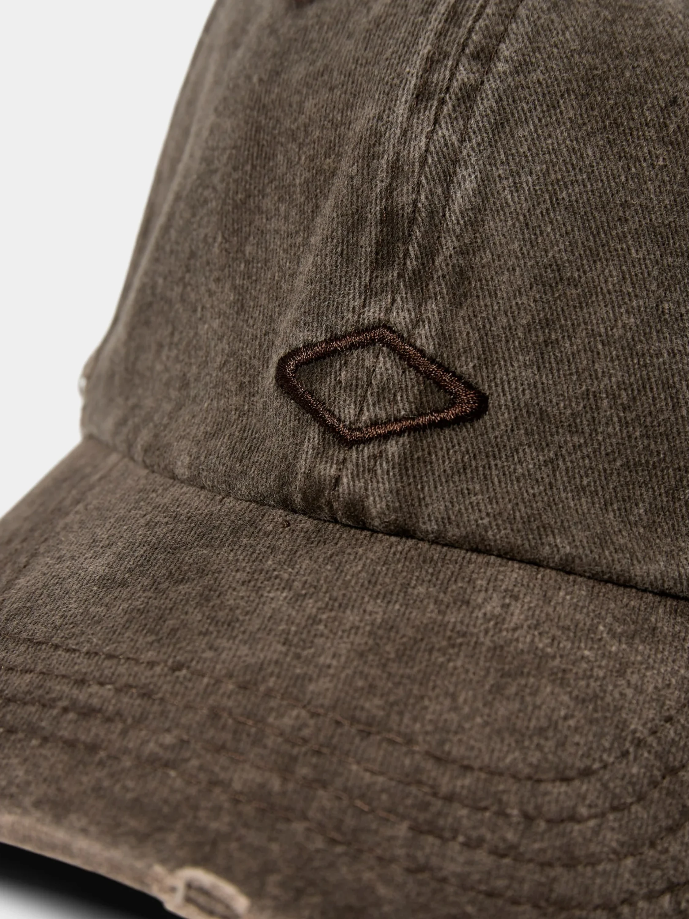 Кепка Han Kjøbenhavn Distressed Diamond Dirty Tint