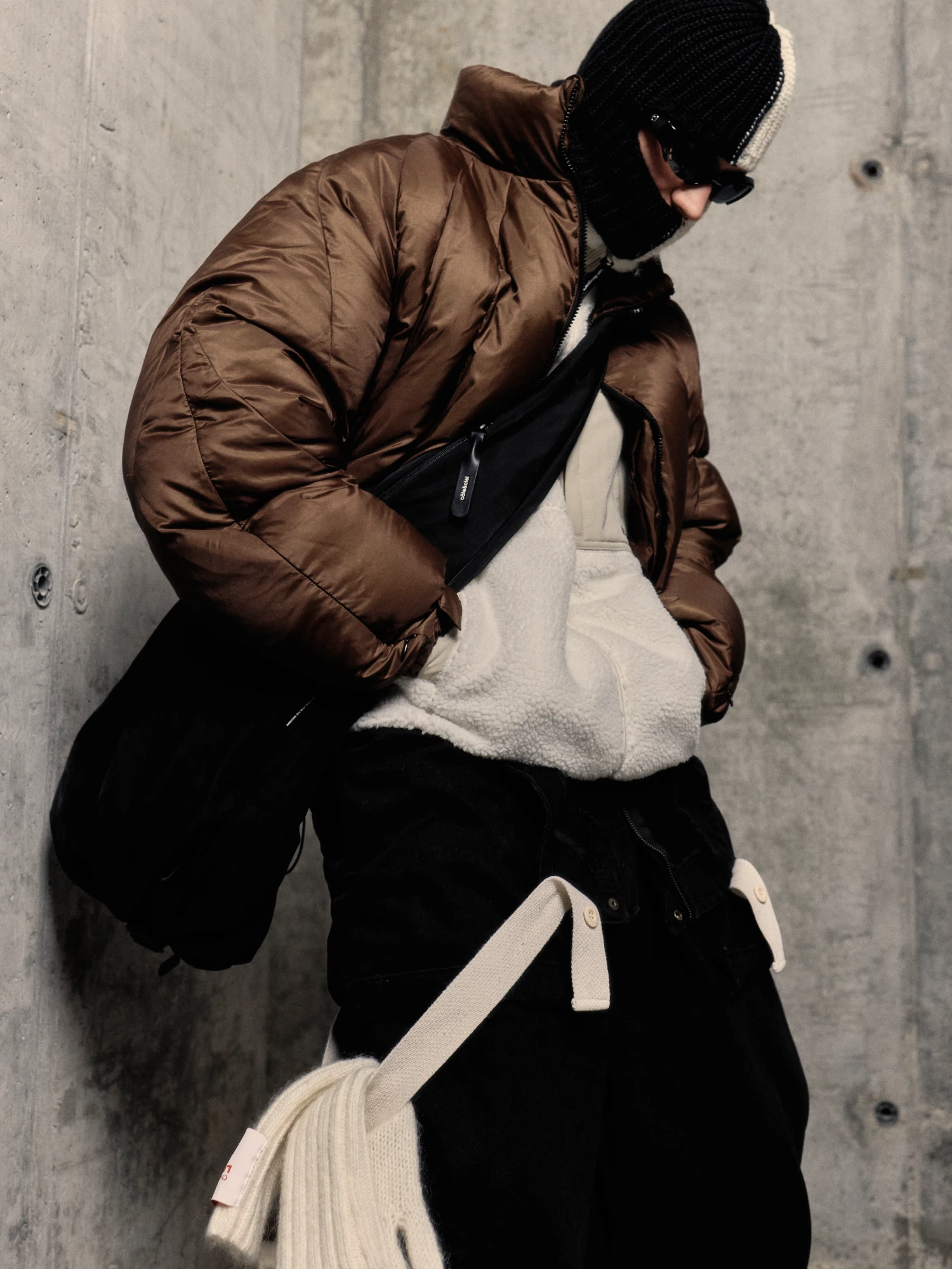 Пуховик ANGLAN Iconic Balloon Incision Down Brown
