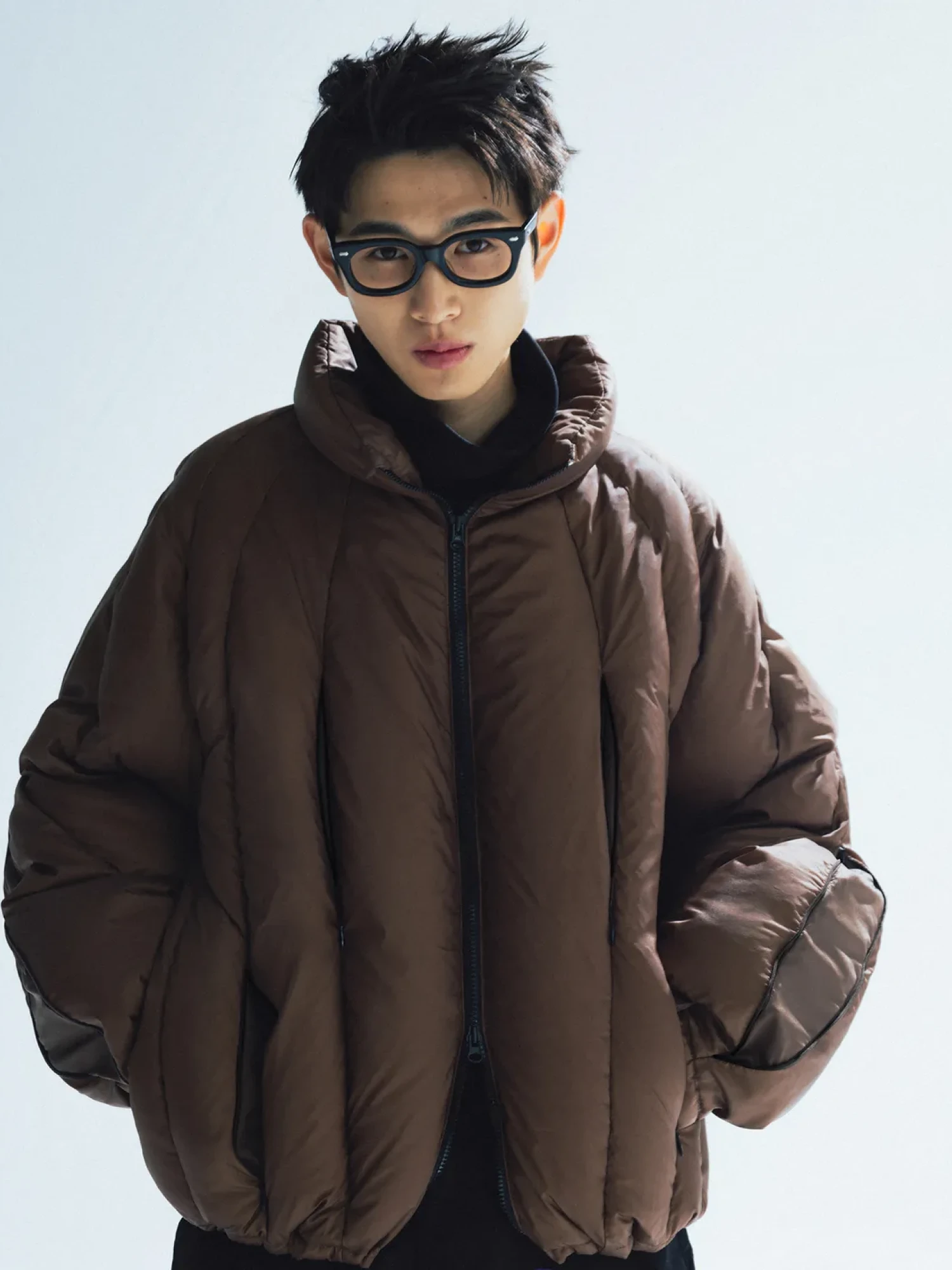 Пуховик ANGLAN Iconic Balloon Incision Down Brown