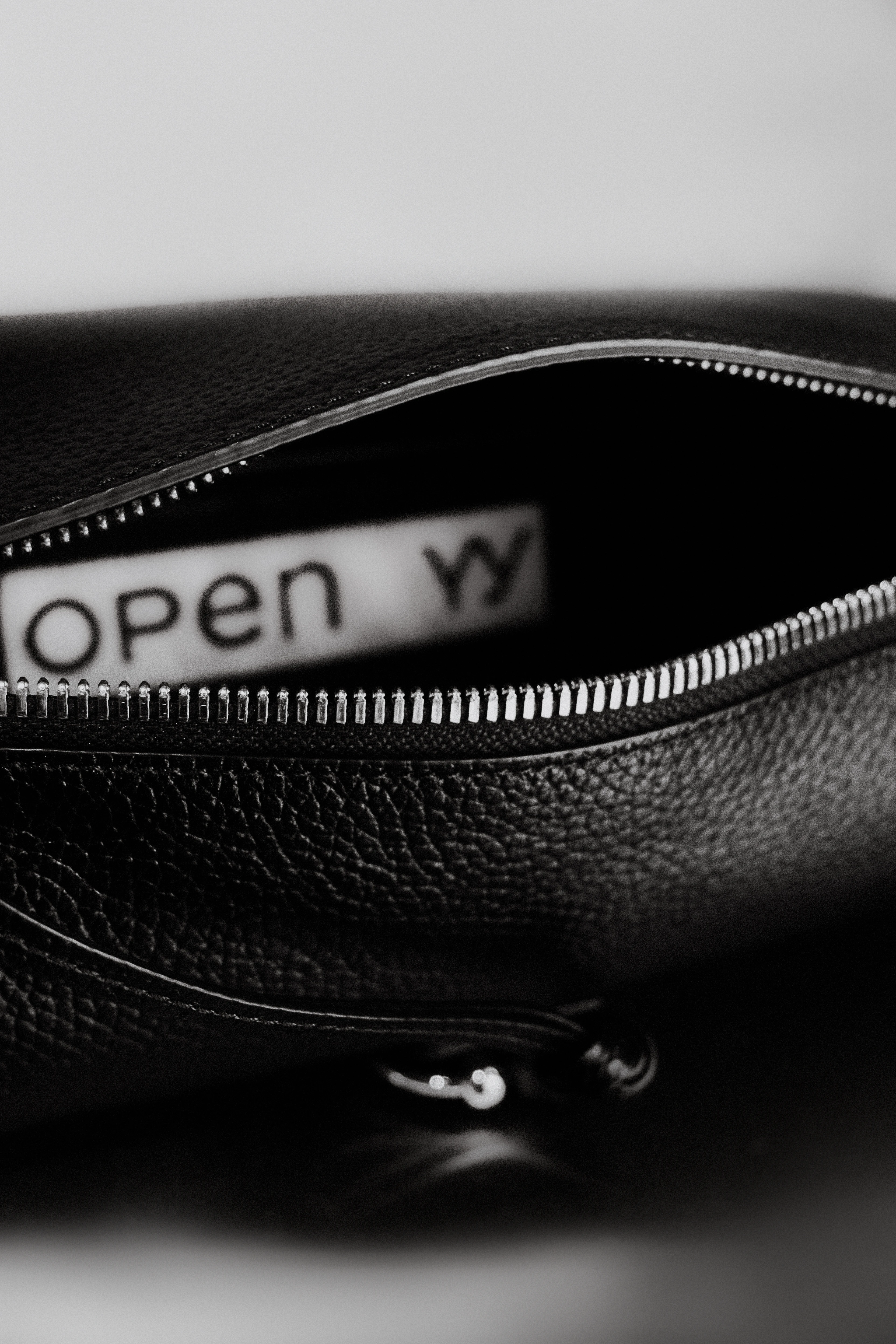 Женская сумка OPEN YY Pillow Black