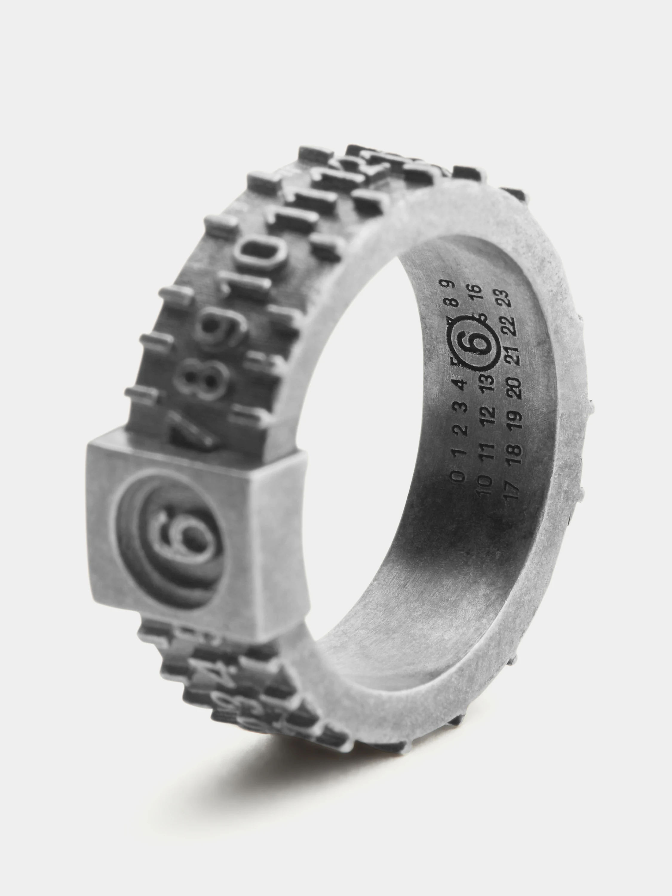Кольцо MM6 Maison Margiela Brass Ring