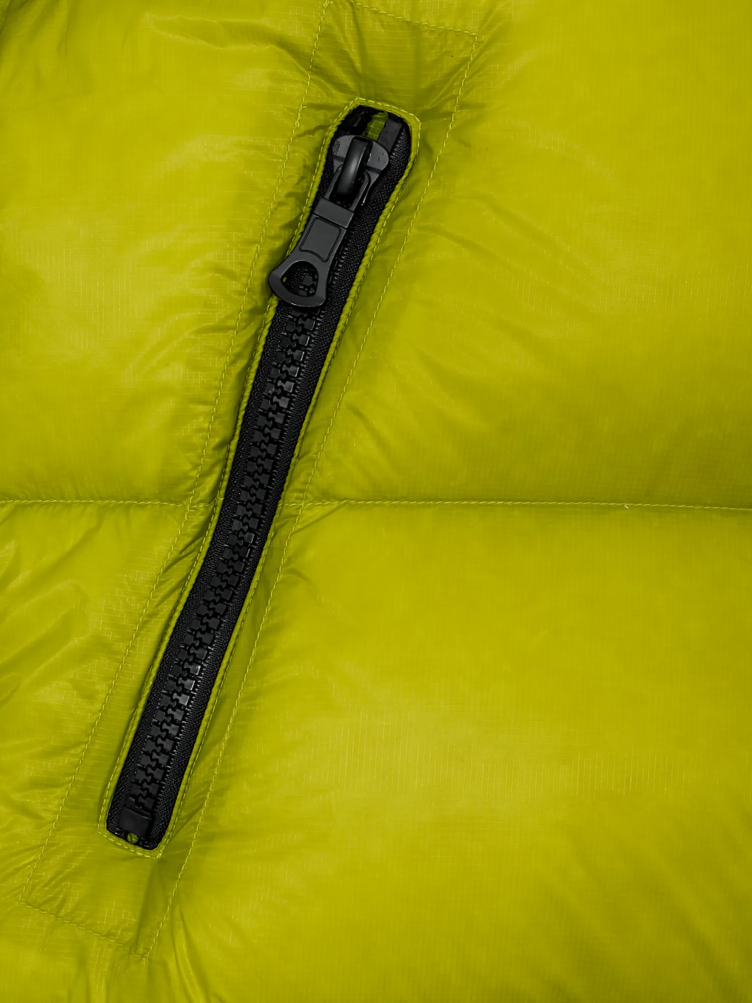 Пуховик MKI MIYUKI ZOKU Translucent Funnel Neck Bubble Chartreuse