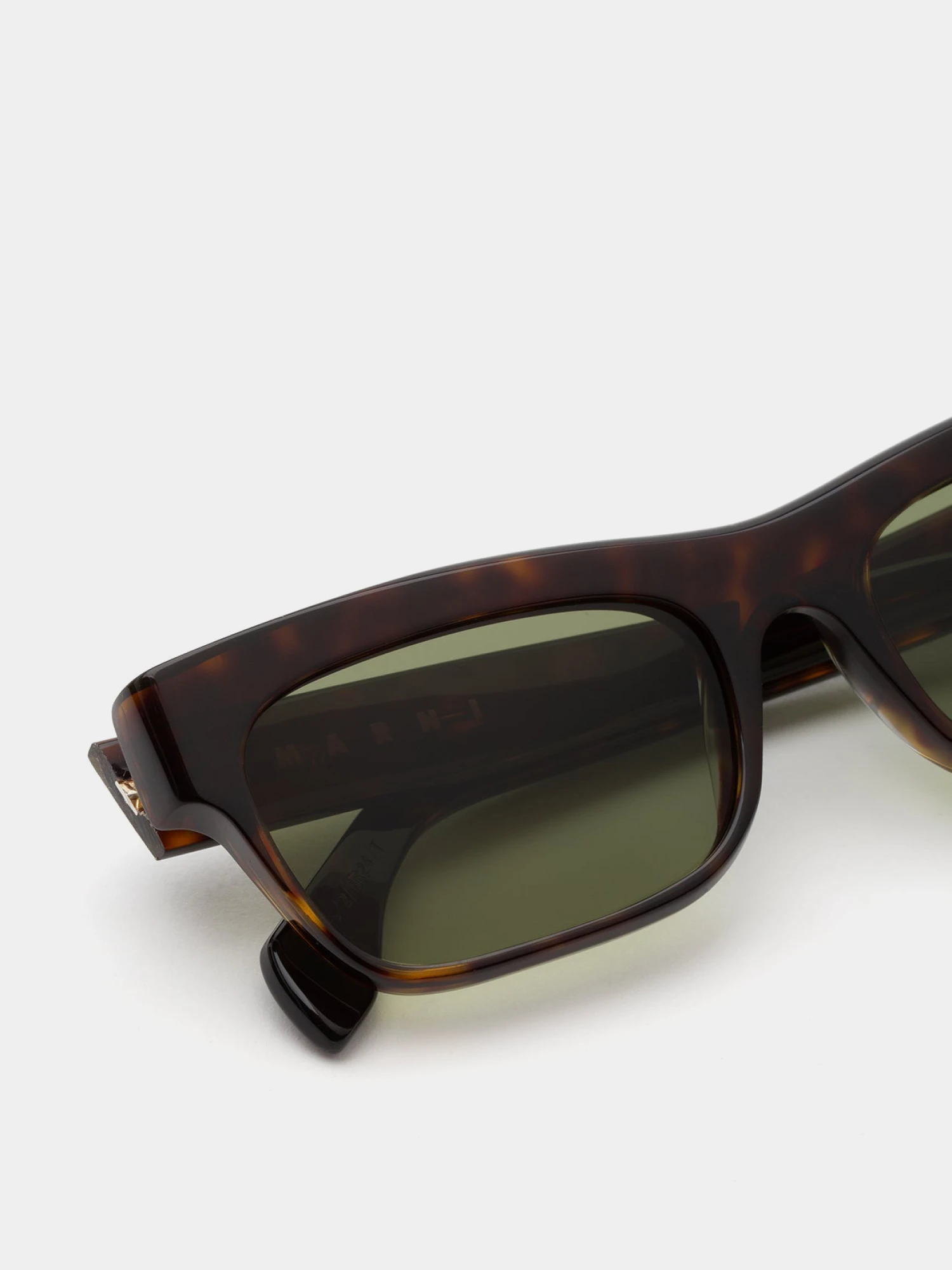 Очки MARNI Angdoa 3627
