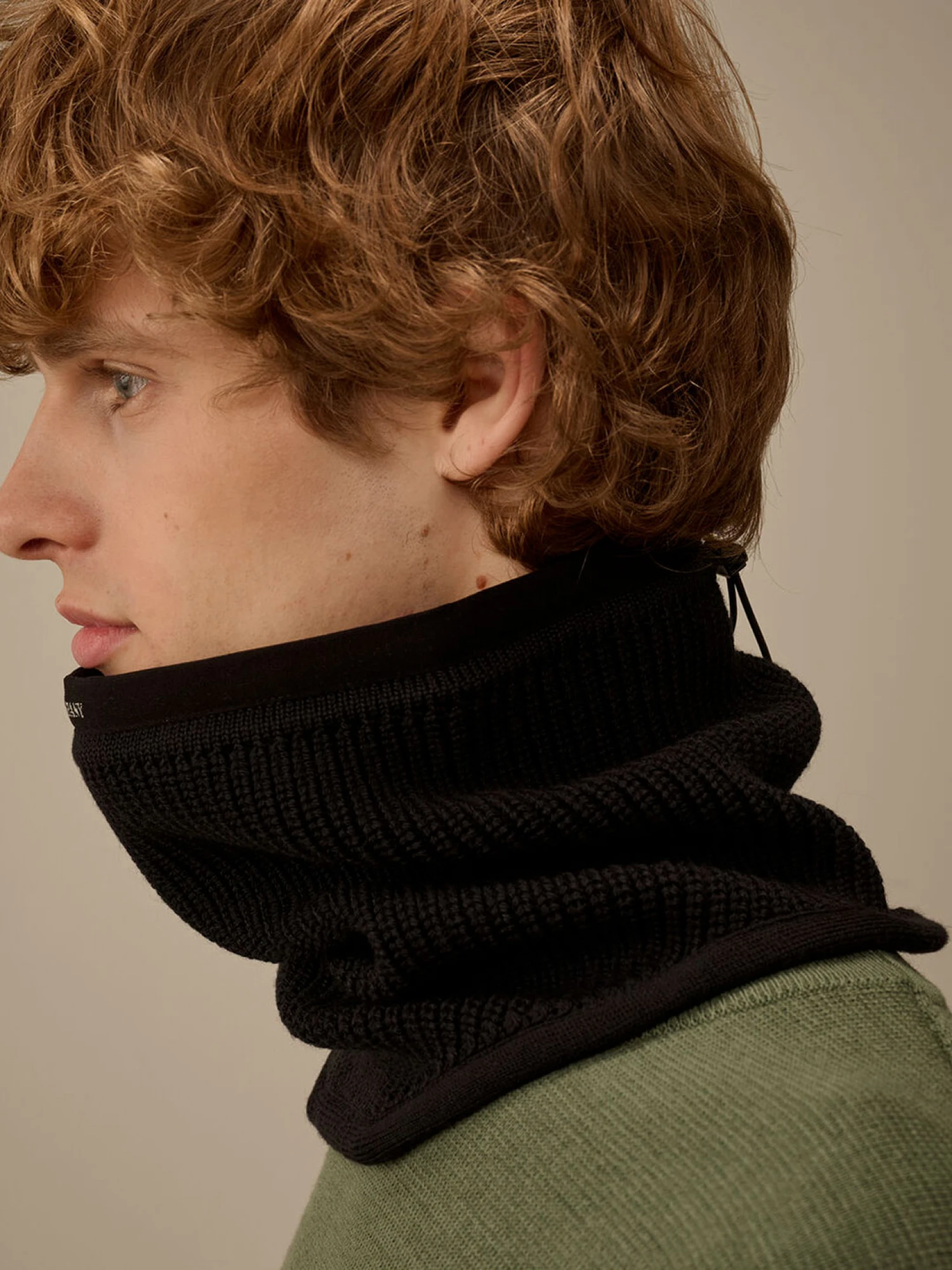 Шарф-снуд C.P. Company Extrafine Merino Wool Black