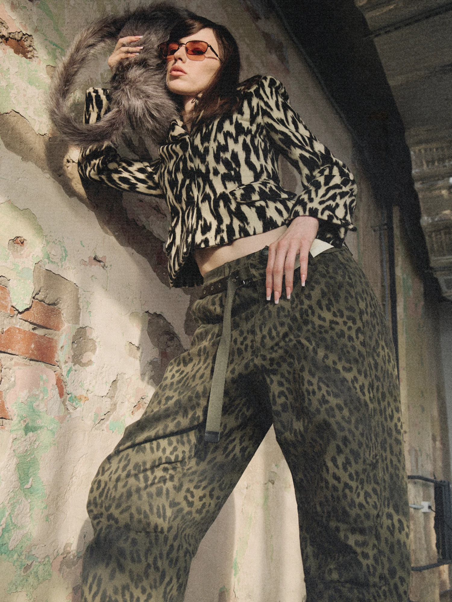 Очки JACQUEMUS Sera Metallic Brown
