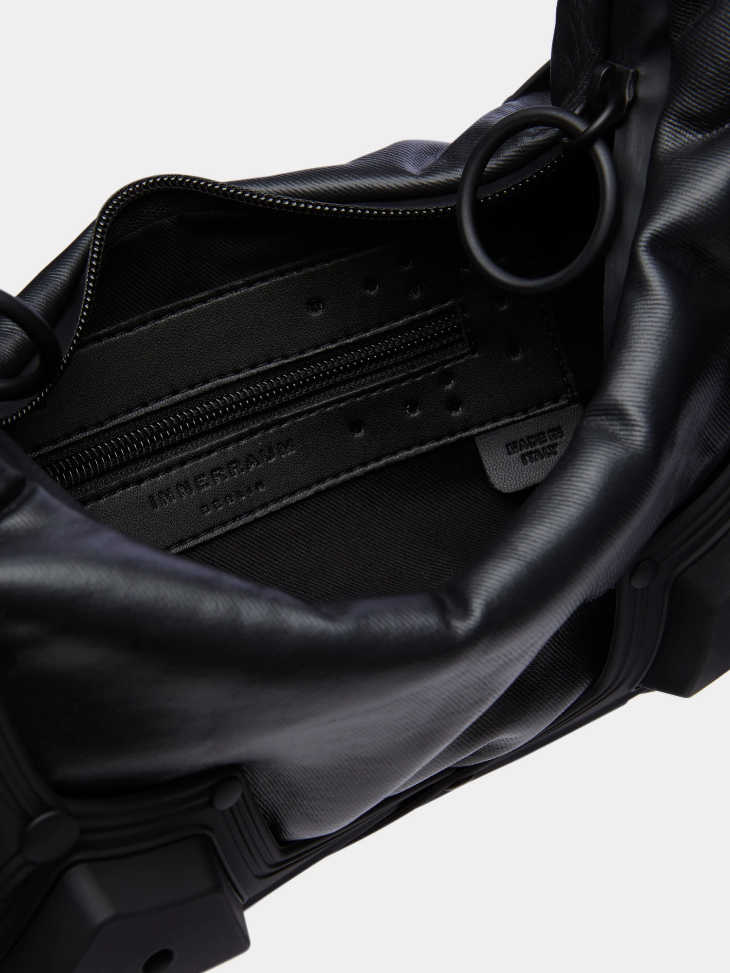 Сумка INNERRAUM Object M02 Small Half Moon Matt Black