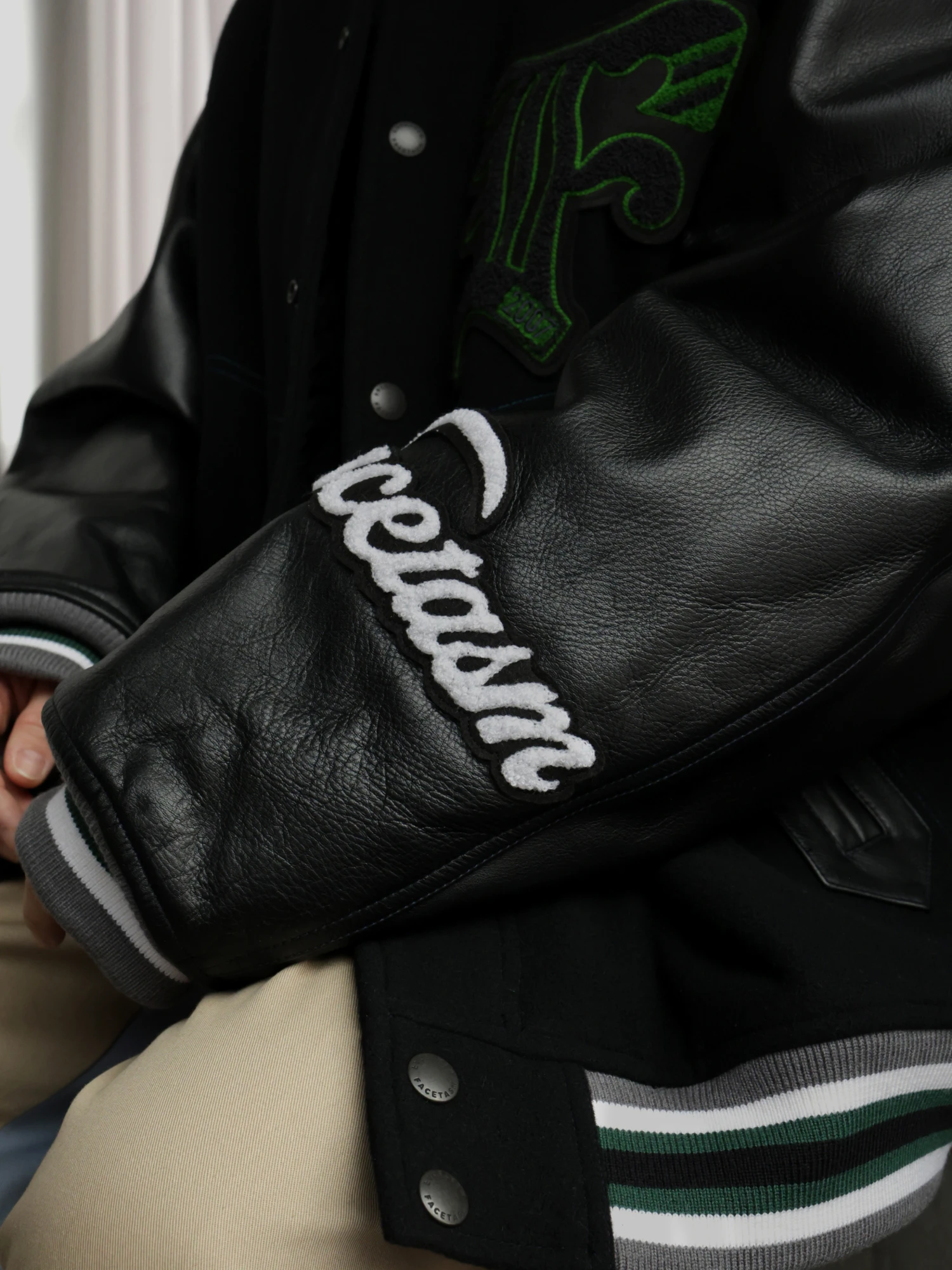 Бомбер FACETASM Patched Stadium Black