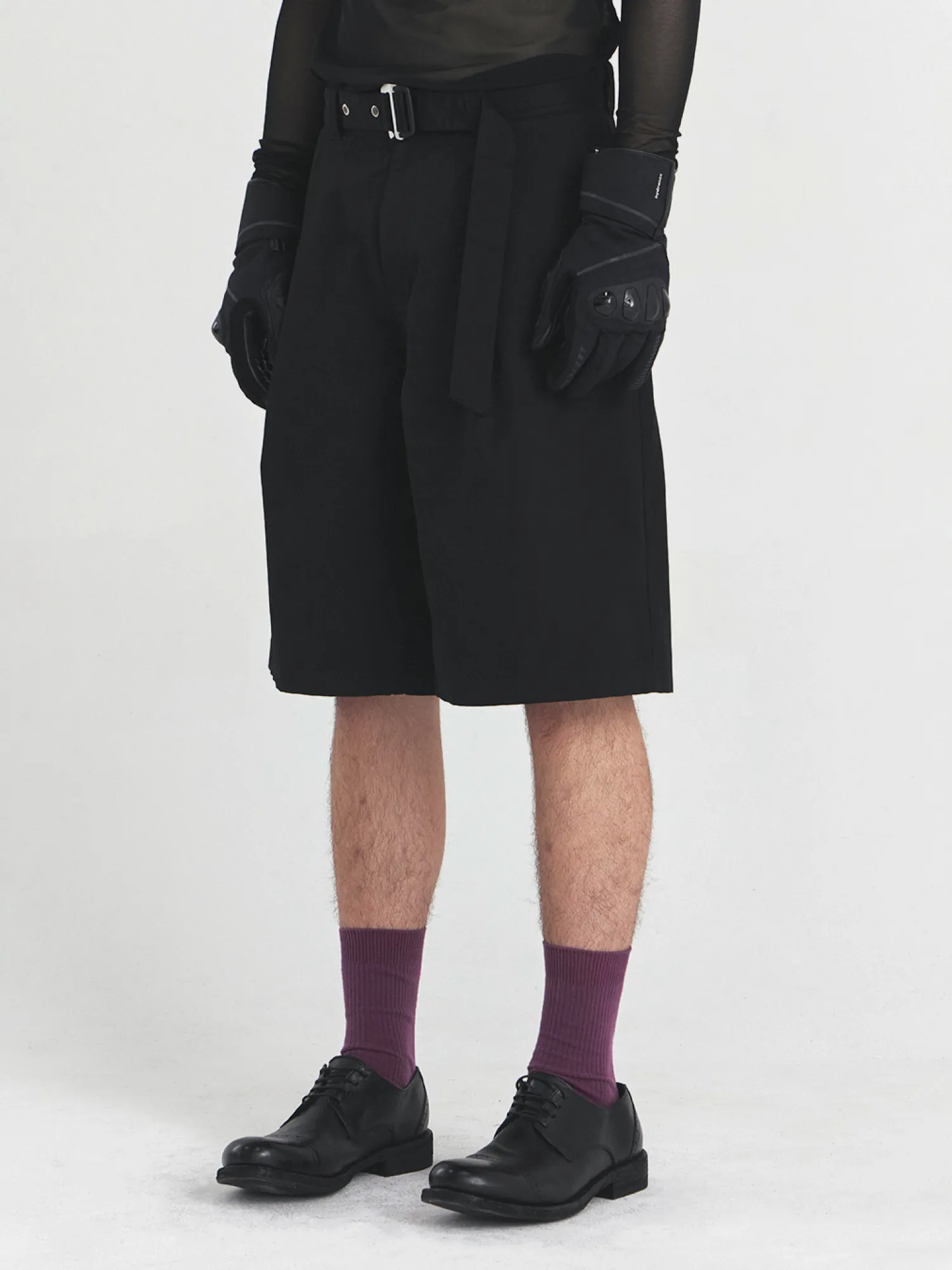 Шорты UNAFFECTED Belted One Tuck Black