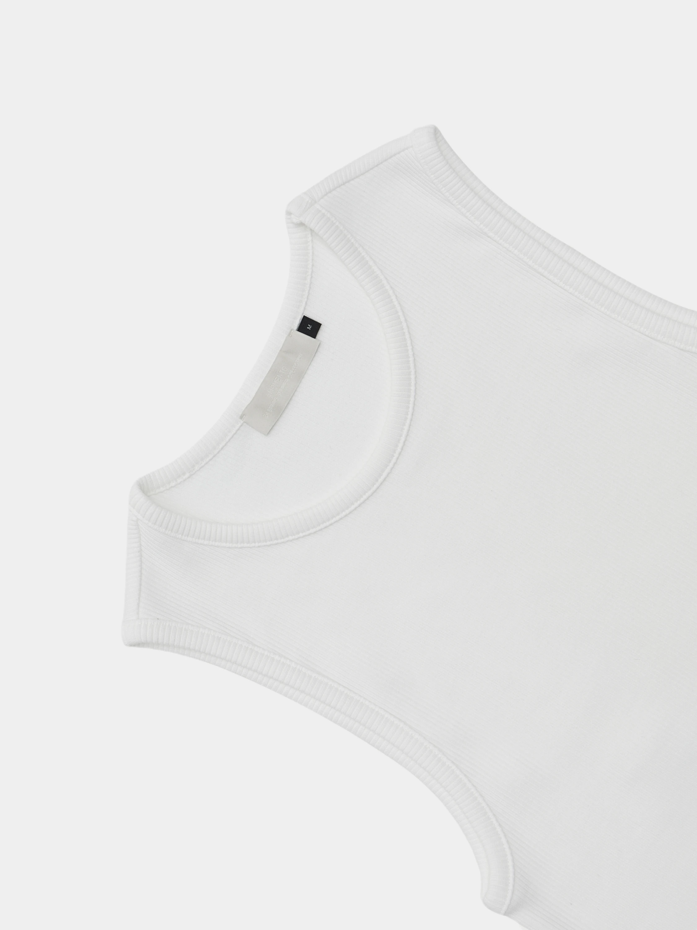 Топ AMOMENTO Round Neck Sleeveless Top White