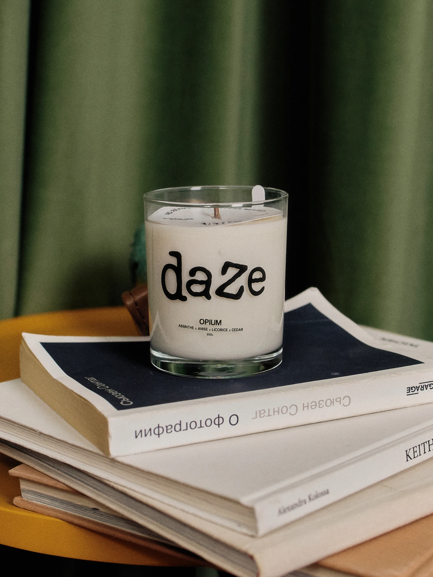 Свеча DAZE Opium Candle Black