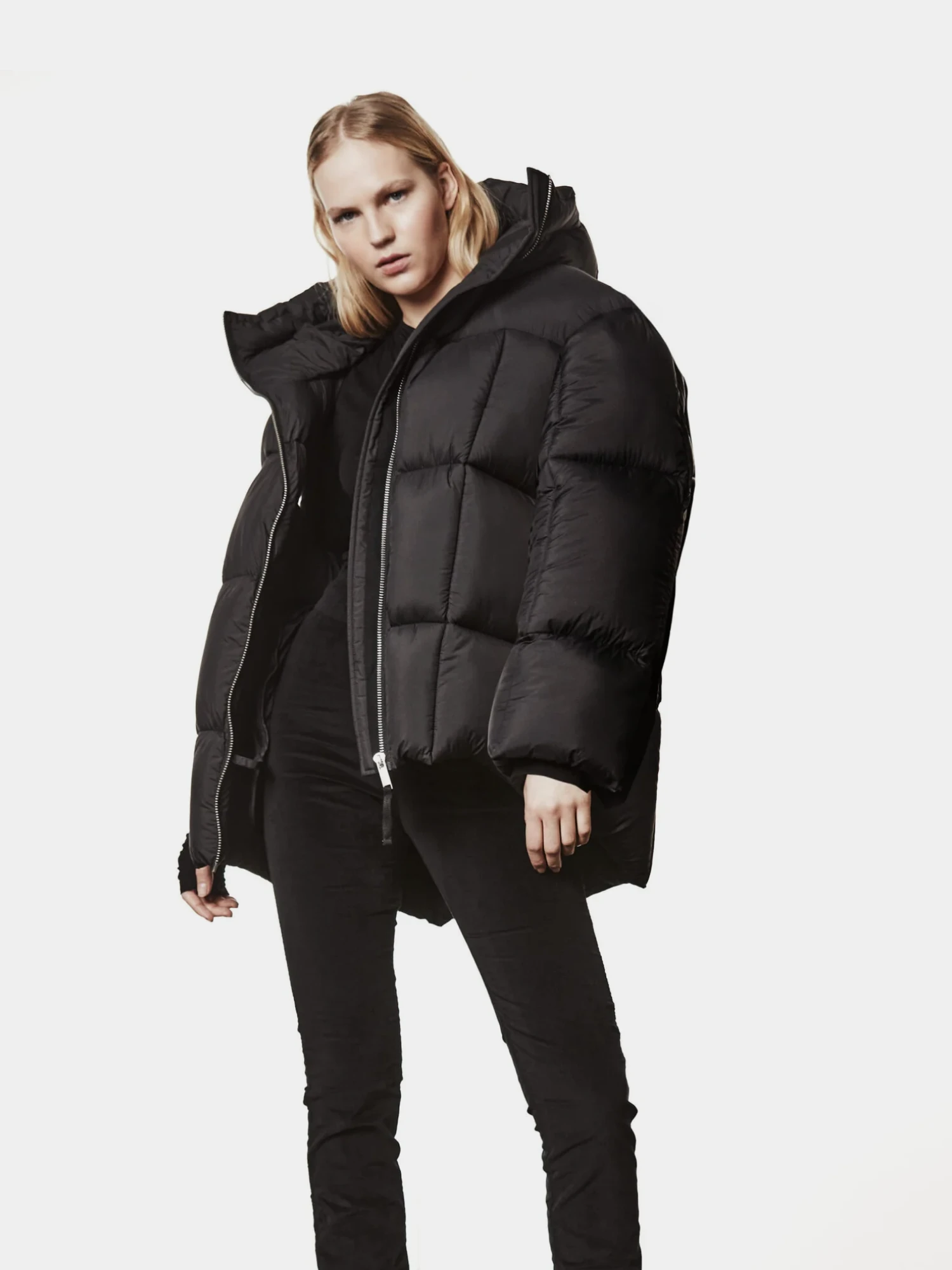Женский пуховик thom/krom W J 217 Black