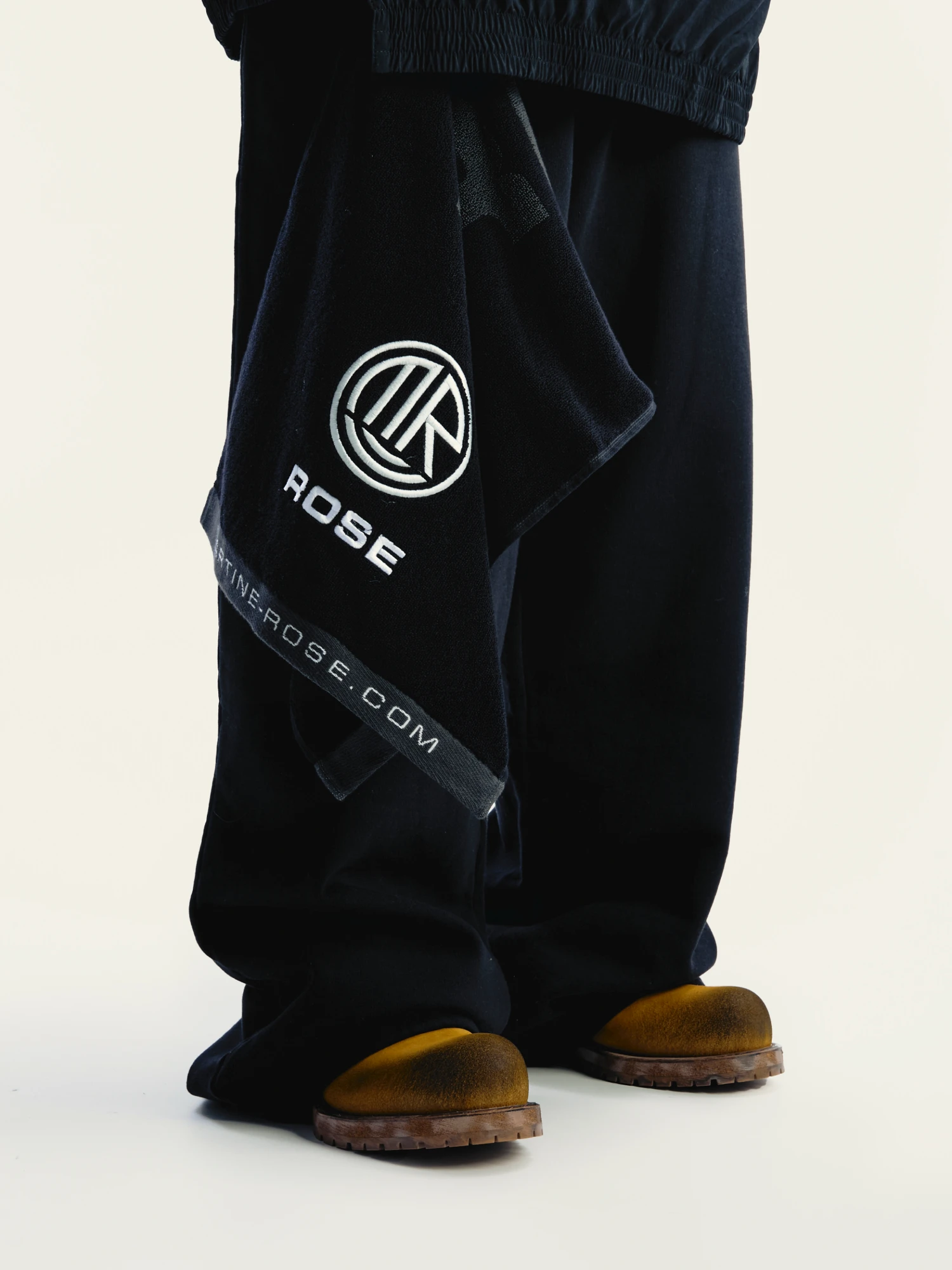 Полотенце Martine Rose Gym Towel Black