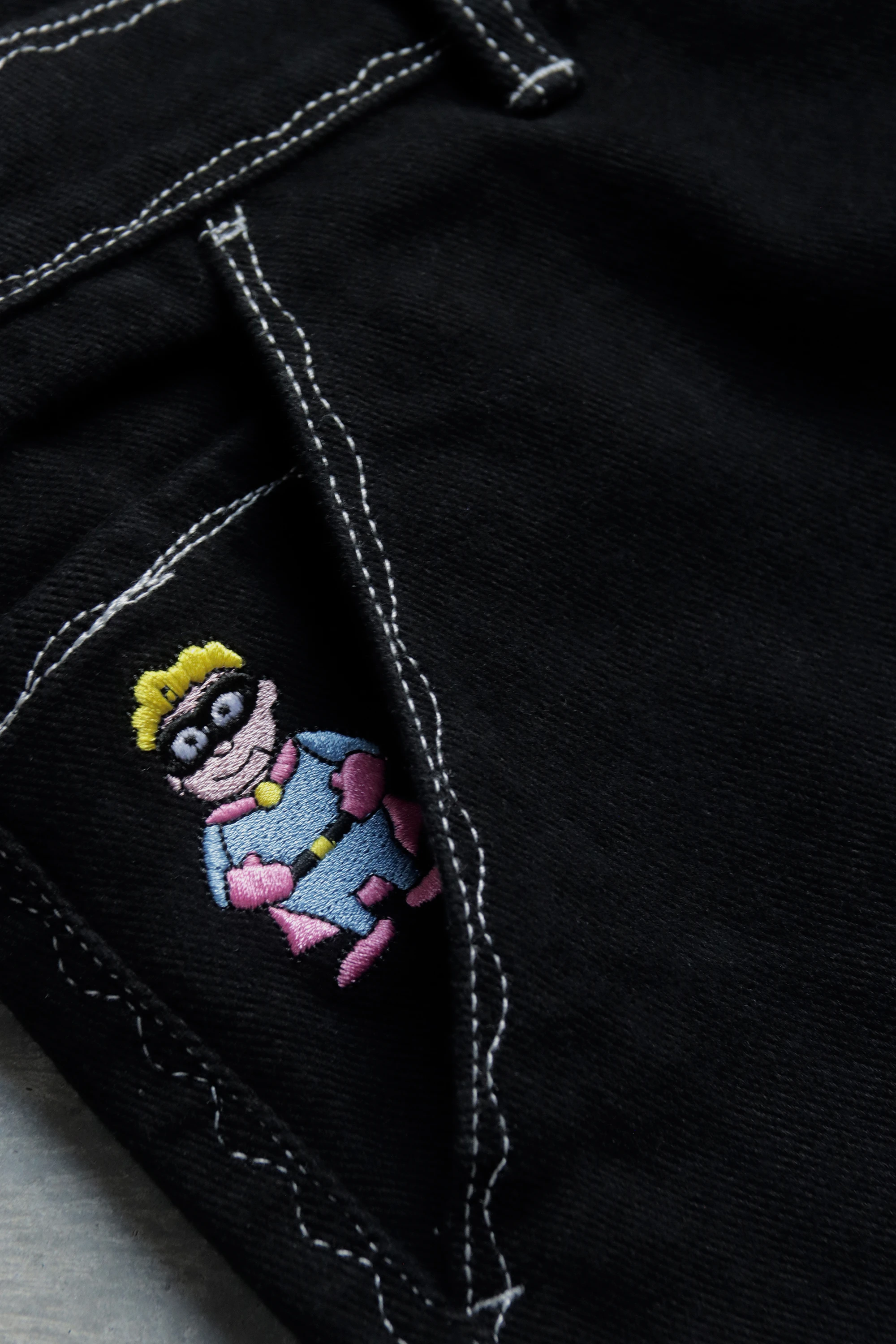 Брюки KidSuper Messy Stitched Work Pants Black