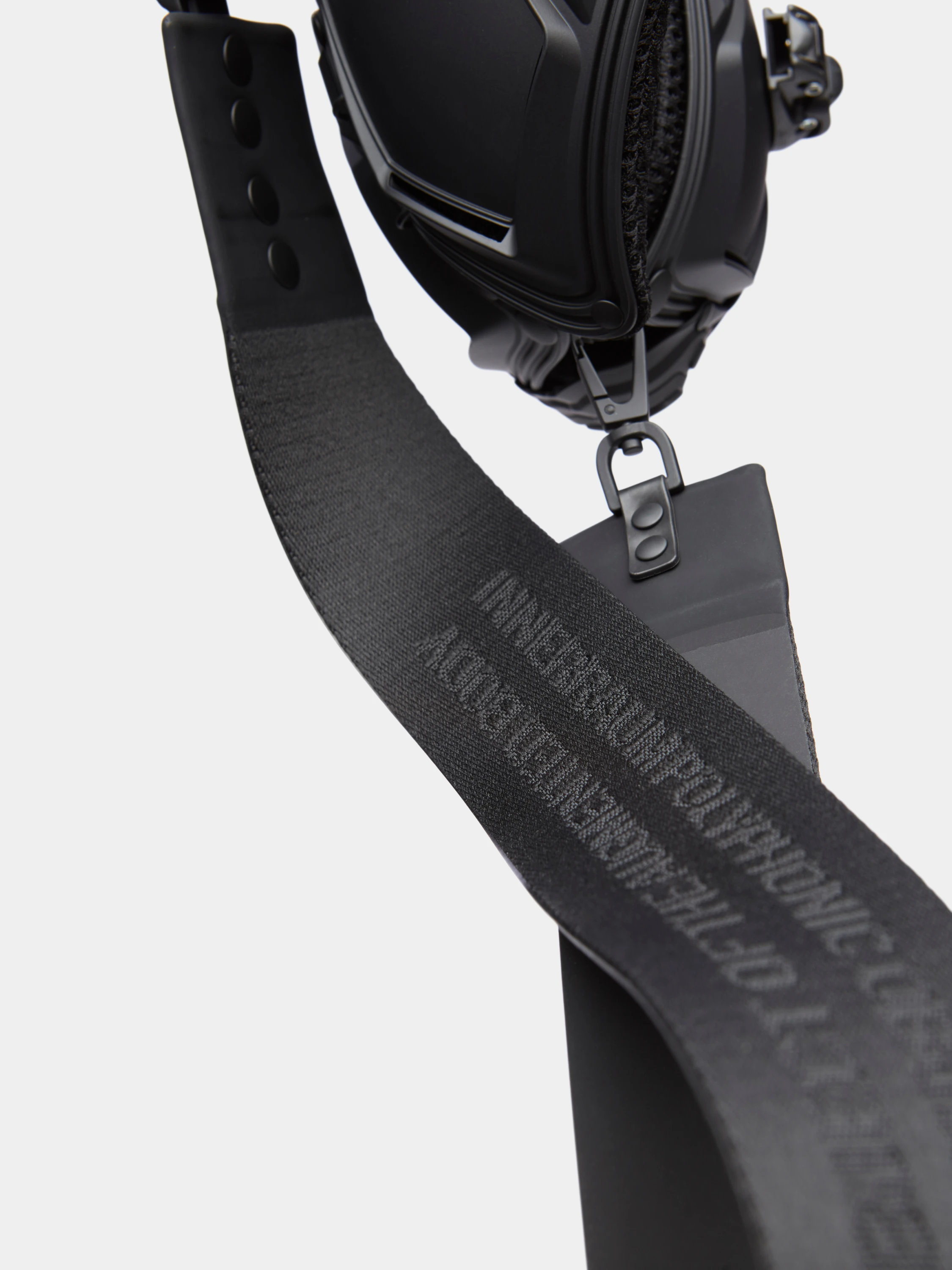 Сумка INNERRAUM Object I12 Clutch / Crossbody Matt Black