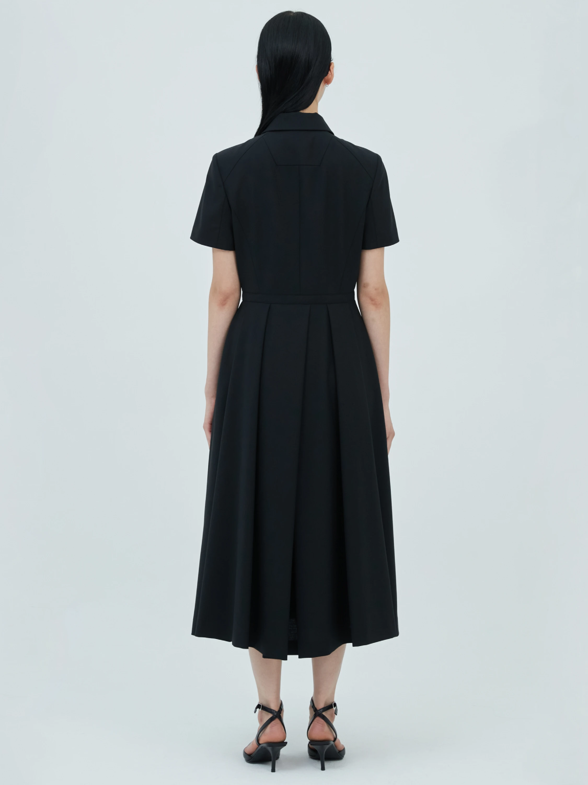 Женское платье JUUN.J Half Sleeve Princess Fit Dress